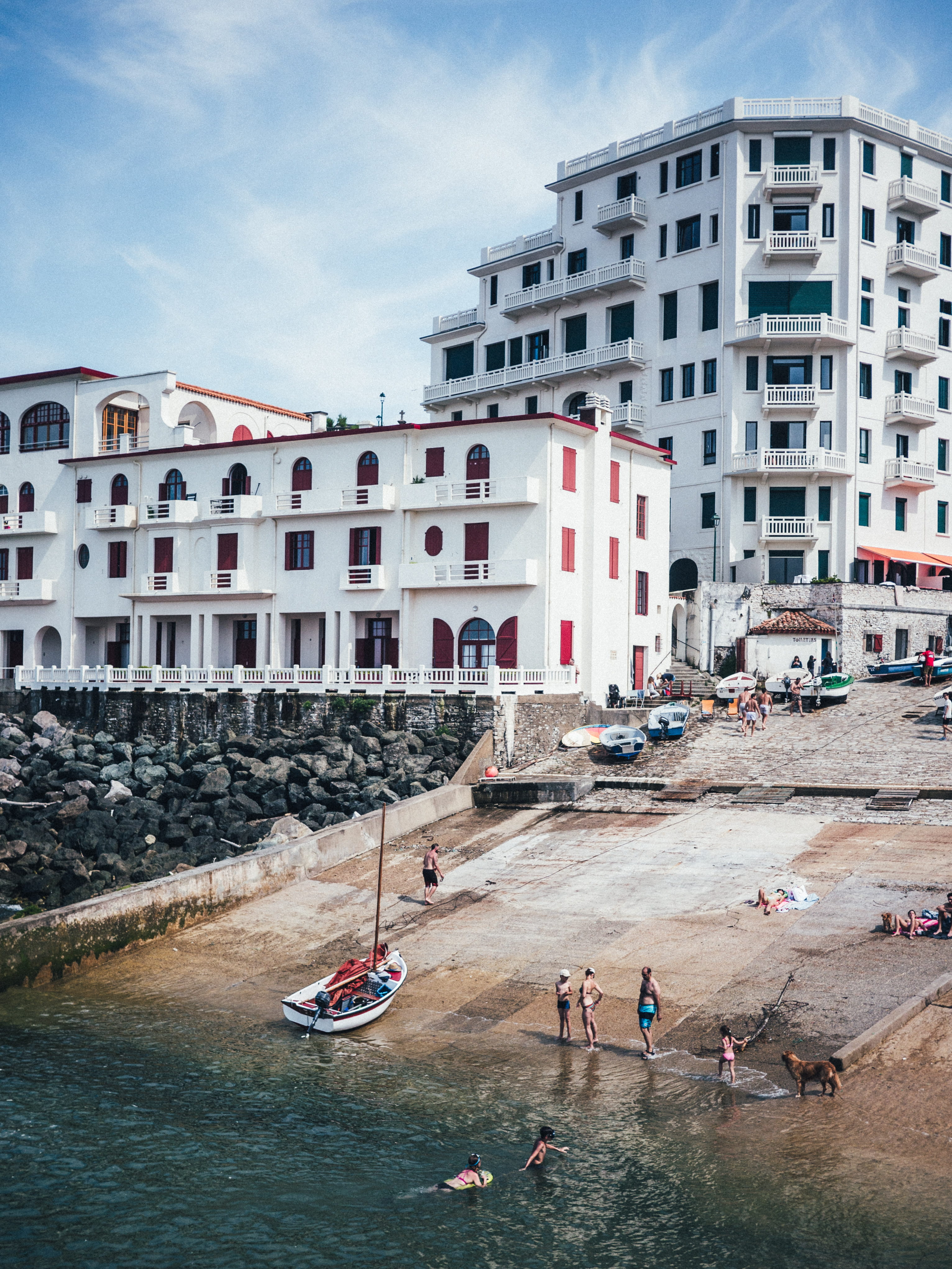 france, day, beach, built structure, group of people, sky, building, nature, apartment building, guéthary, building exterior, hotel, city, buildings, water, Phone HD Wallpaper