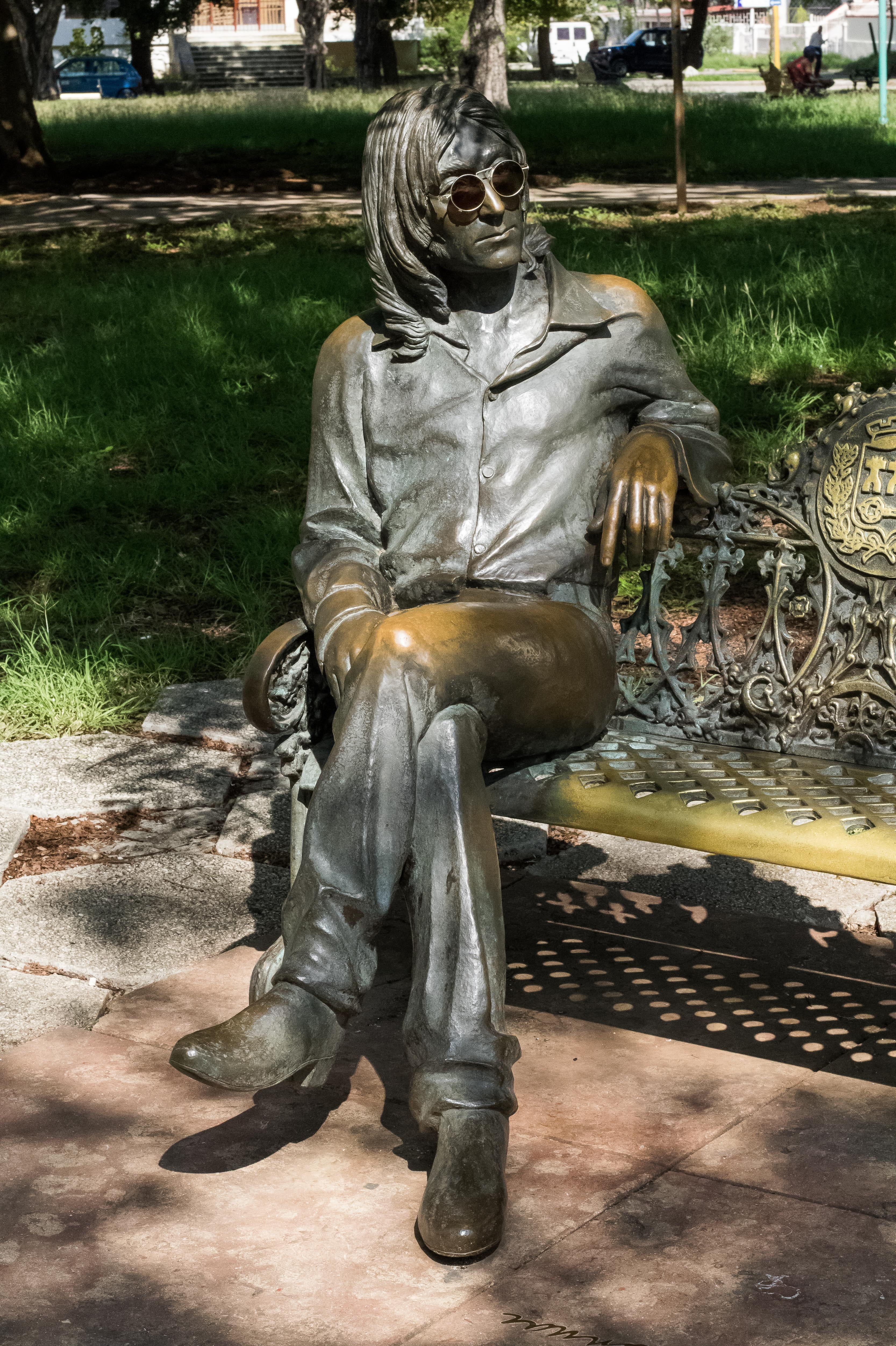 park, human representation, statue, full length, 4K, bronce statue, john, lennon, craft, representation, art and craft, sculpture, sunlight, architecture, Phone HD Wallpaper