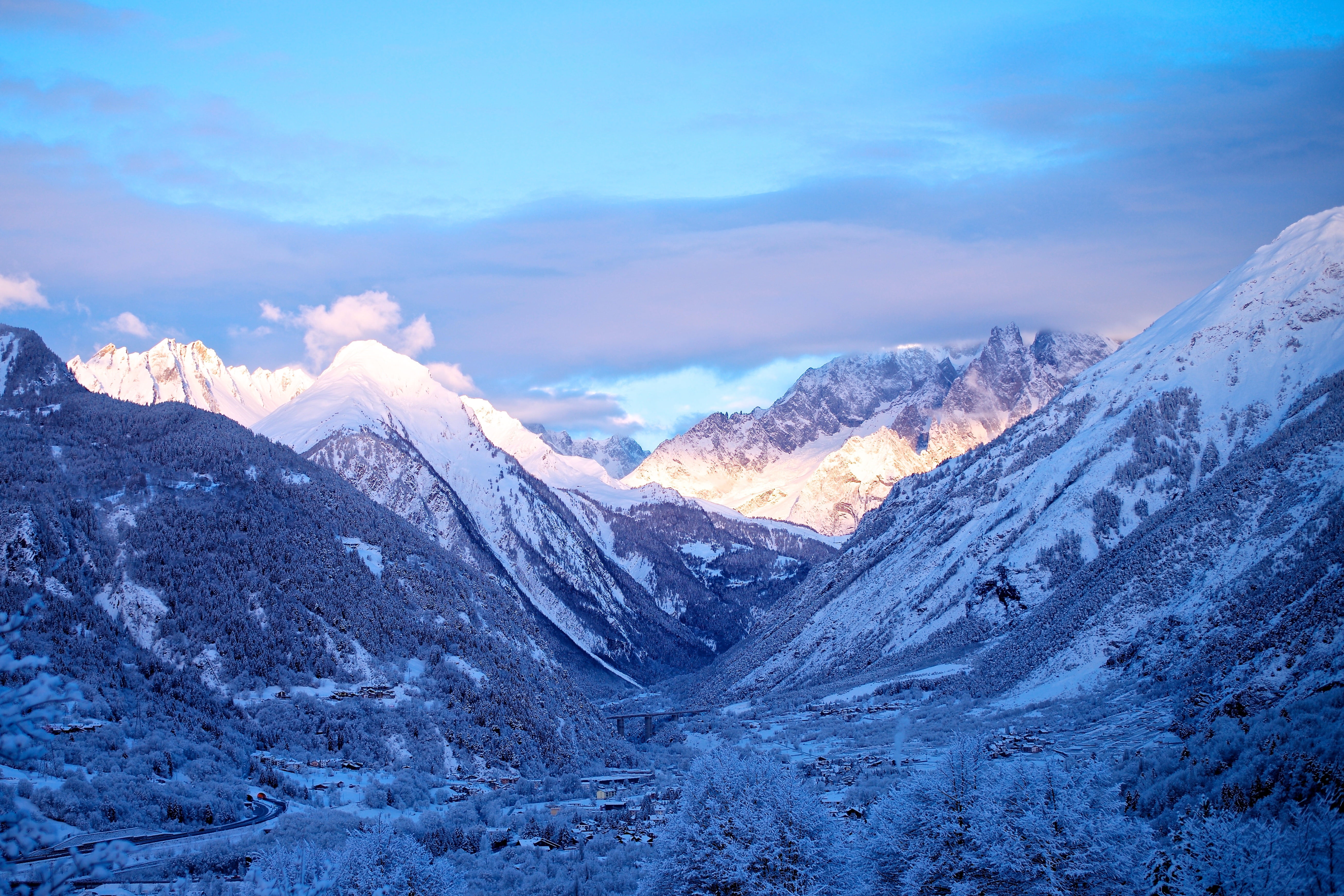 ski, Morning, Alps, village, Alpine, Valle dAosta, 5K, landscape, snow, peaks, nature, day, sci, Italian, Italy, Europe, travel, Blanc, La Salle, photo, HD Wallpaper