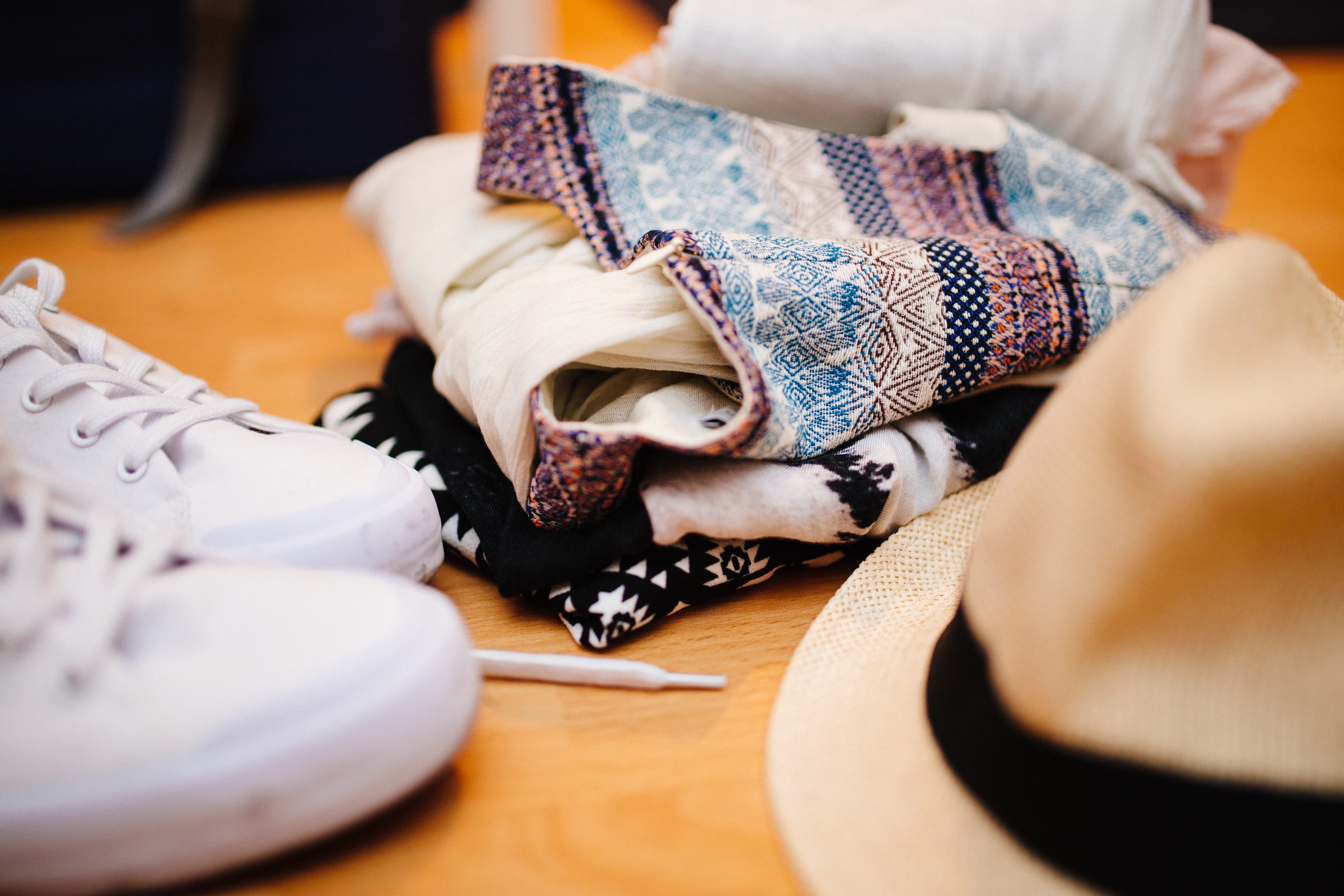 shoe, photo, dress, celebration, wooden, textile, jewelry, shoes, abundance, fashion, close-up, formalwear, elegance, closeup, white color, selective focus, HD Wallpaper