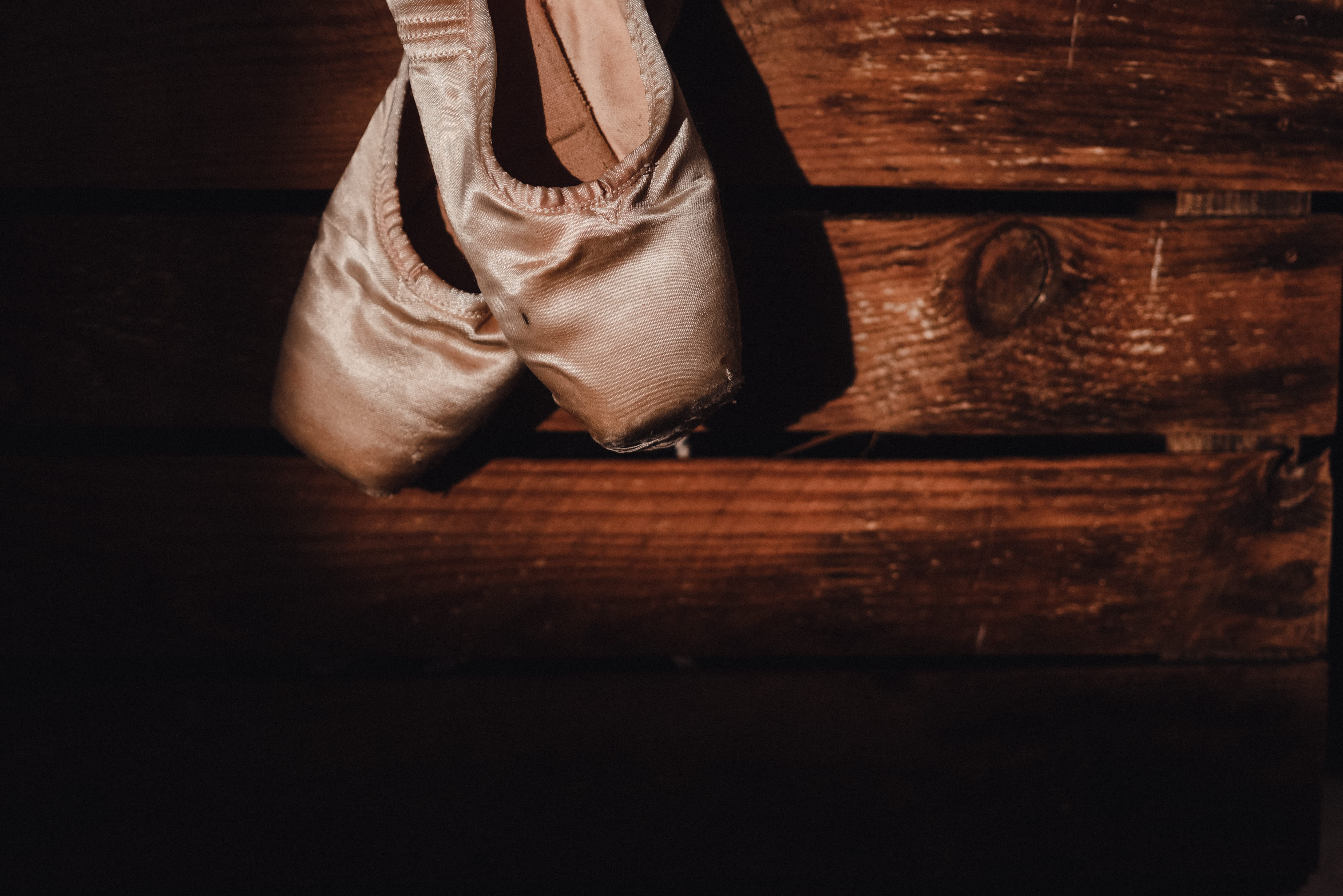 casual clothing, leather, indoors, flats, wood, hardwood floor, menswear, ballet shoes, old, 4K, retro Styled, human body part, low section, photo, clothing, HD Wallpaper
