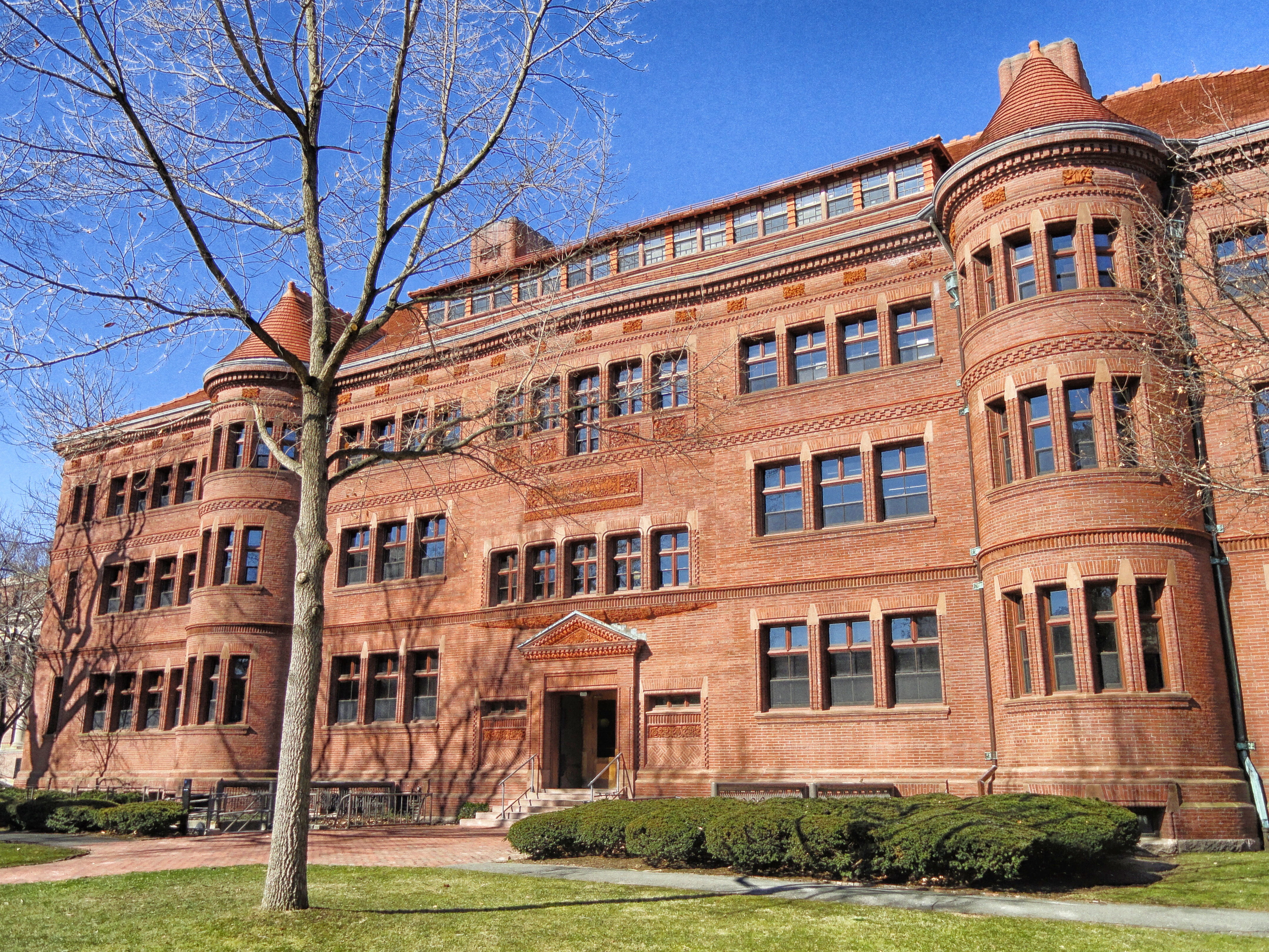 window, building, campus, massachusetts, house, city, brick, outdoors, school, sever hall, apartment, concrete, building exterior, clear sky, row house, HD Wallpaper