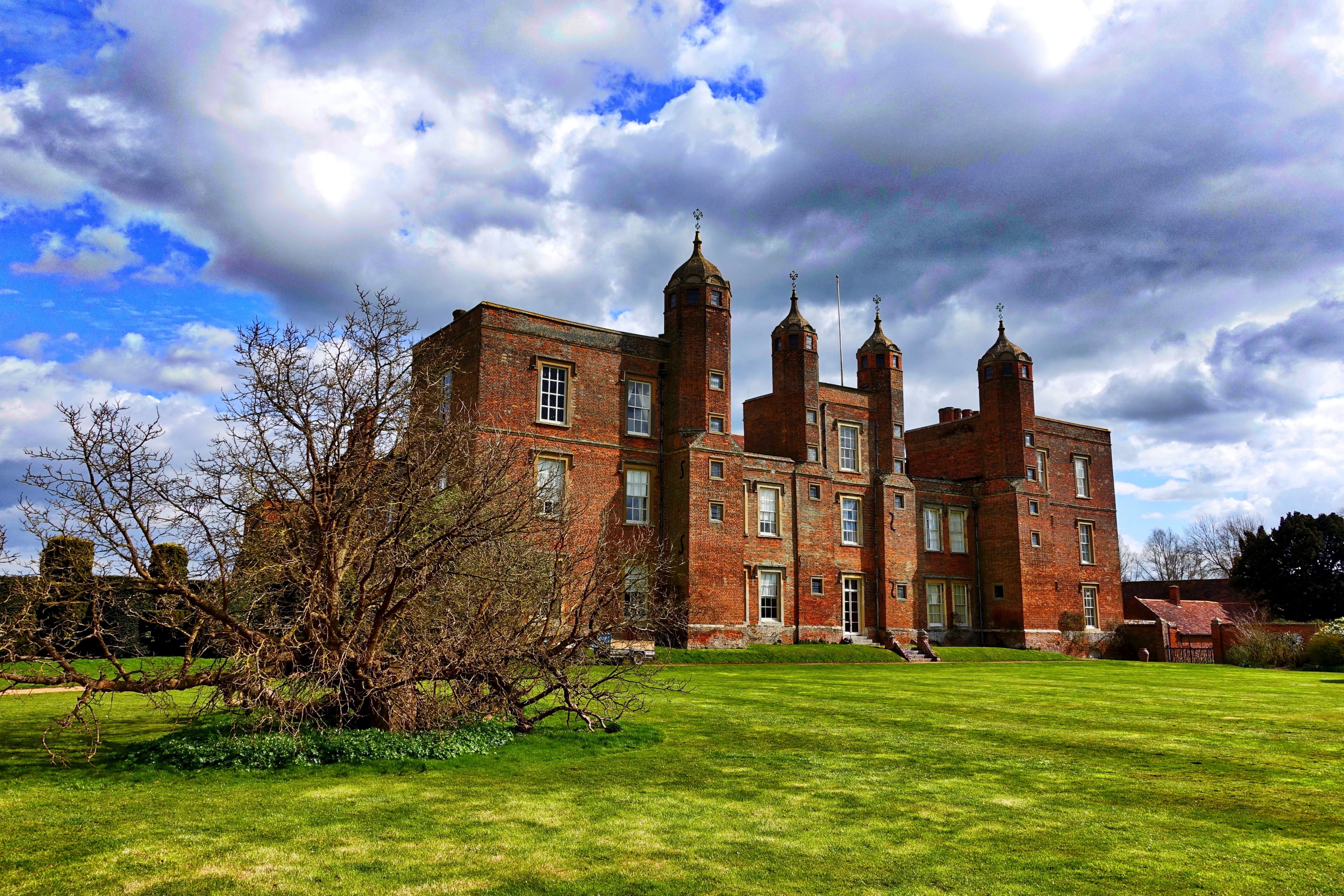 history, built structure, historic, brick, nature, milford hall, travel destinations, building, design, estate, lawn, building exterior, 5K, mansion, residence, HD Wallpaper