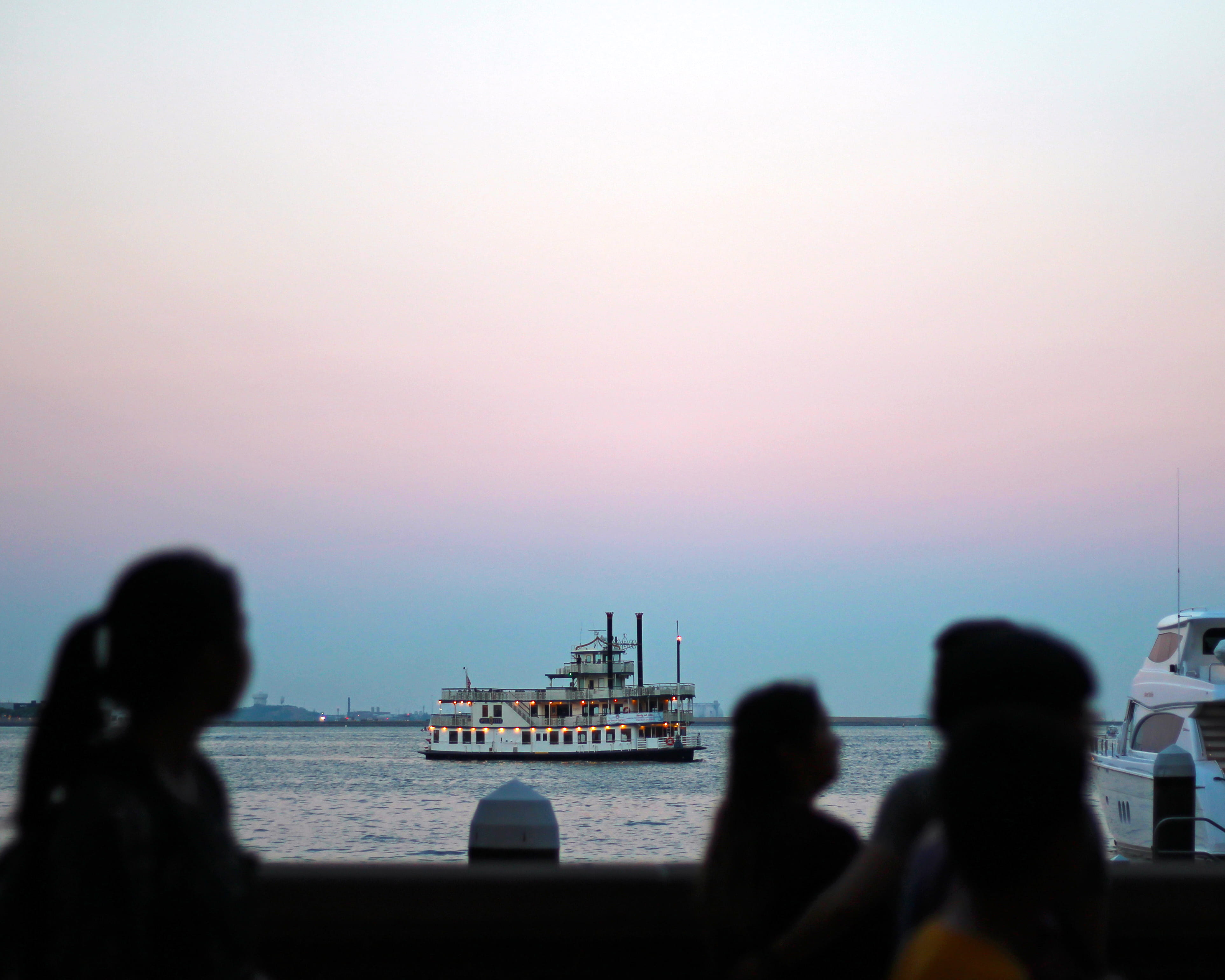 boston, 4K, sea, sunset, two people, looking at view, united states, ferry, women, water, travel, boston harbor hotel at rowes wharf, men, nautical vessel, HD Wallpaper