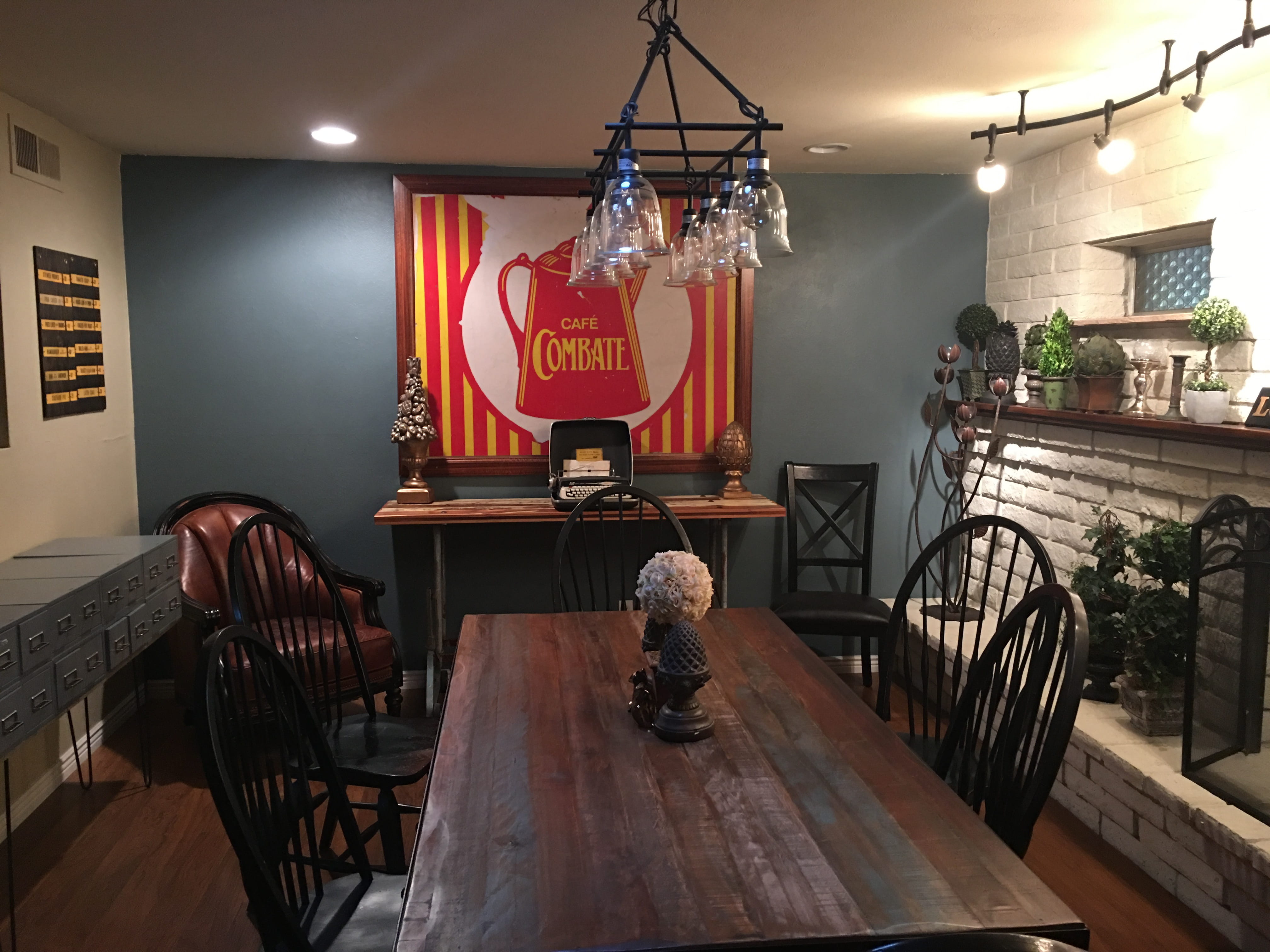 electric lamp, restaurant, lighting equipment, cafe, illuminated, furniture, table, wood - material, scottsdale, communication, seat, built structure, 4K, HD Wallpaper