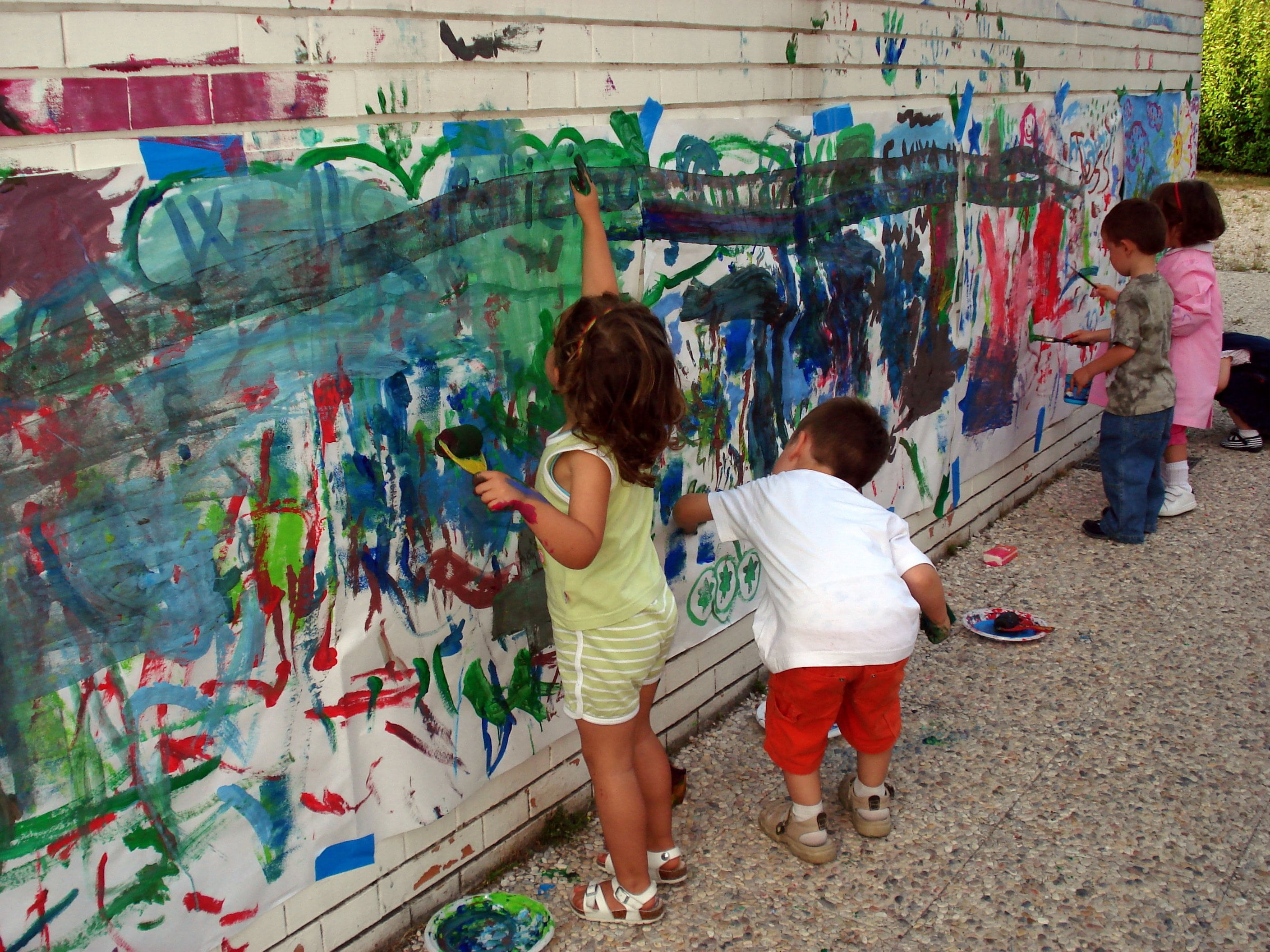 paint, retail, colors, men, play, women, girls, art, creativity, full length, wall, multi Colored, people, children, leisure activity, day, daytime, group of people, HD Wallpaper