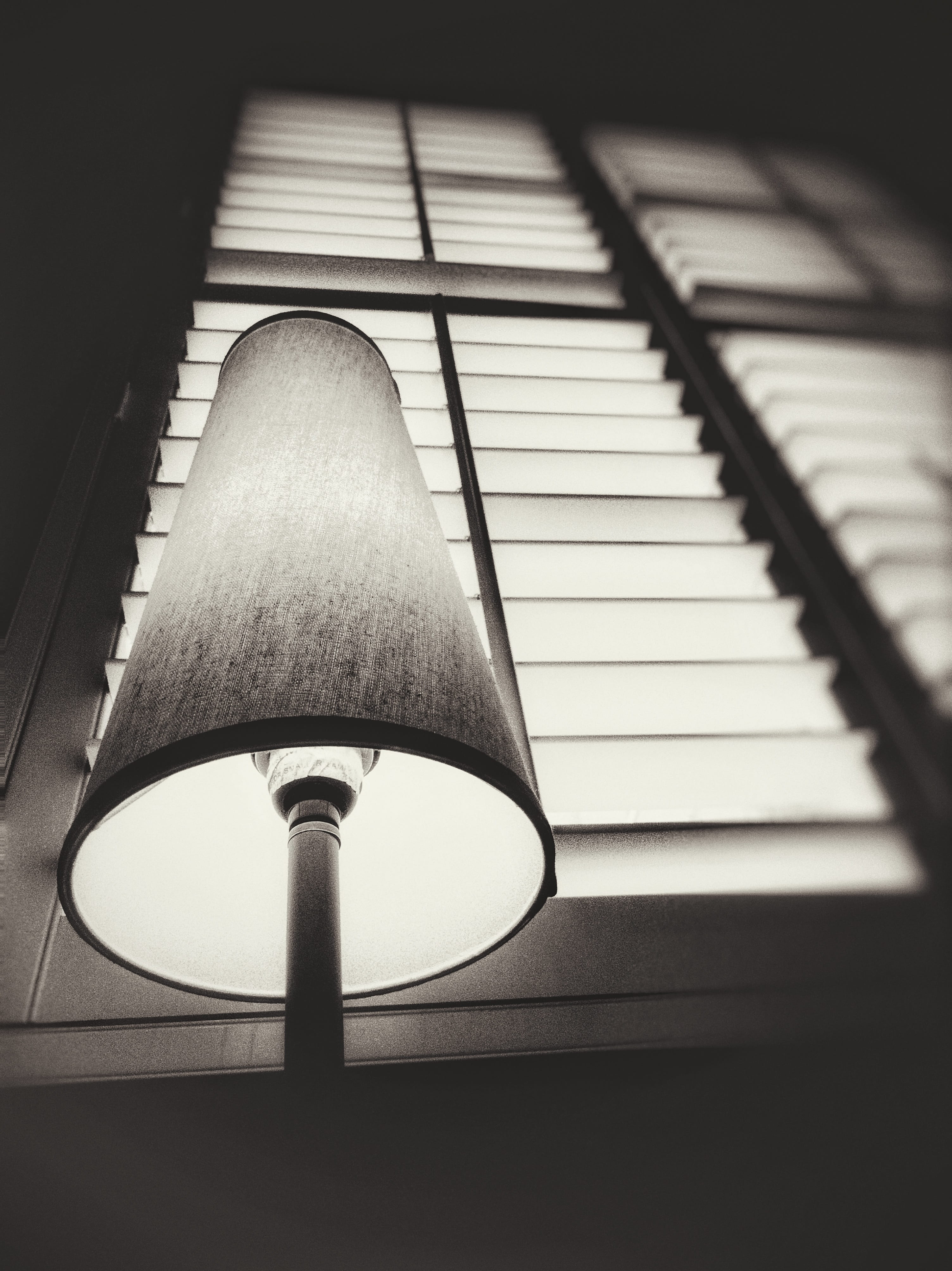 lines, fabric, illuminated, keyboard instrument, electric lamp, photography, lamp shade, technology, united states, perspective, window blinds, window, Phone HD Wallpaper