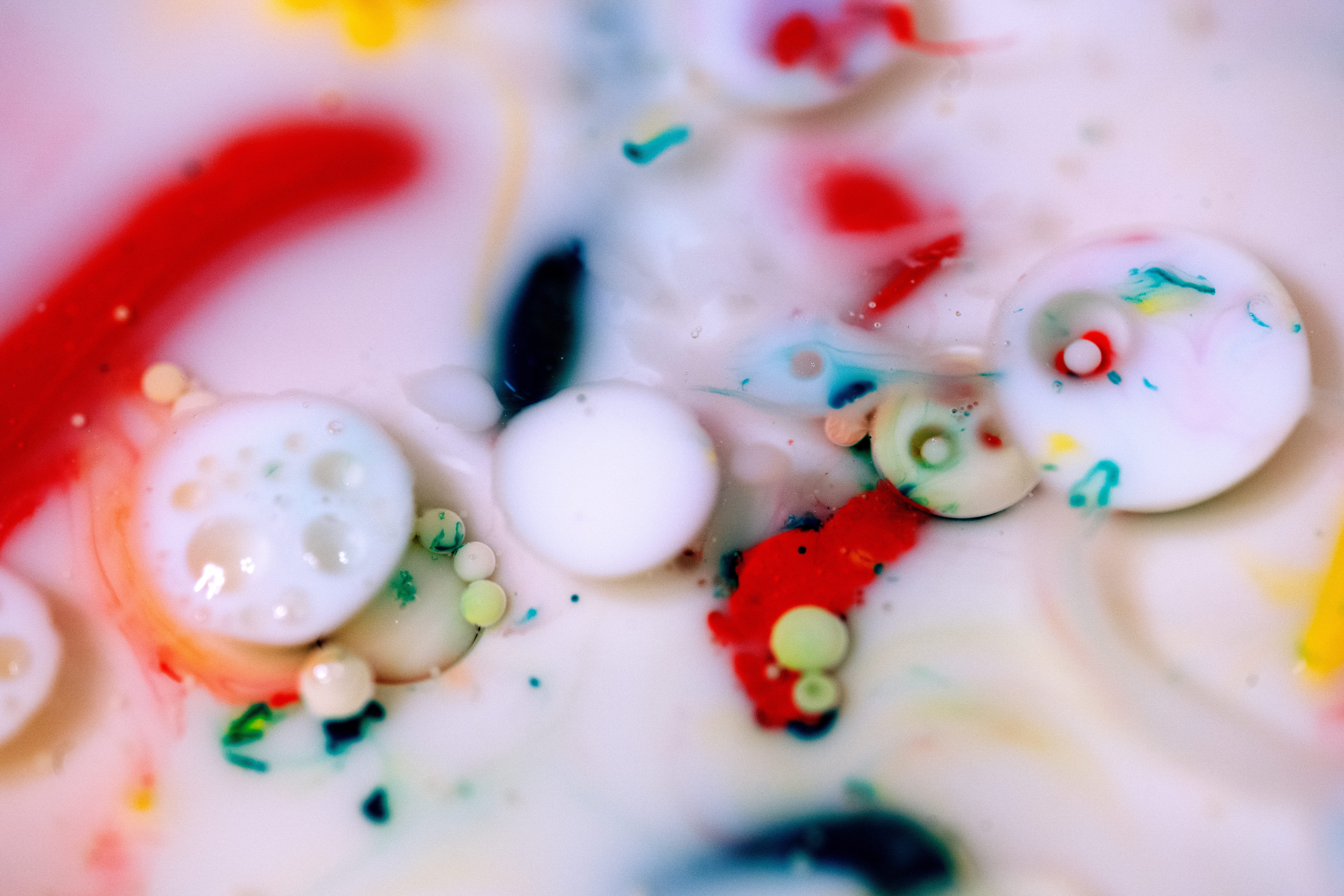 confetti, cake, texture, food, abstract, garnish, selective focus, crockery, multicolored, sweets, sprinkles, icing, creme, variation, indulgence, whipped cream, HD Wallpaper