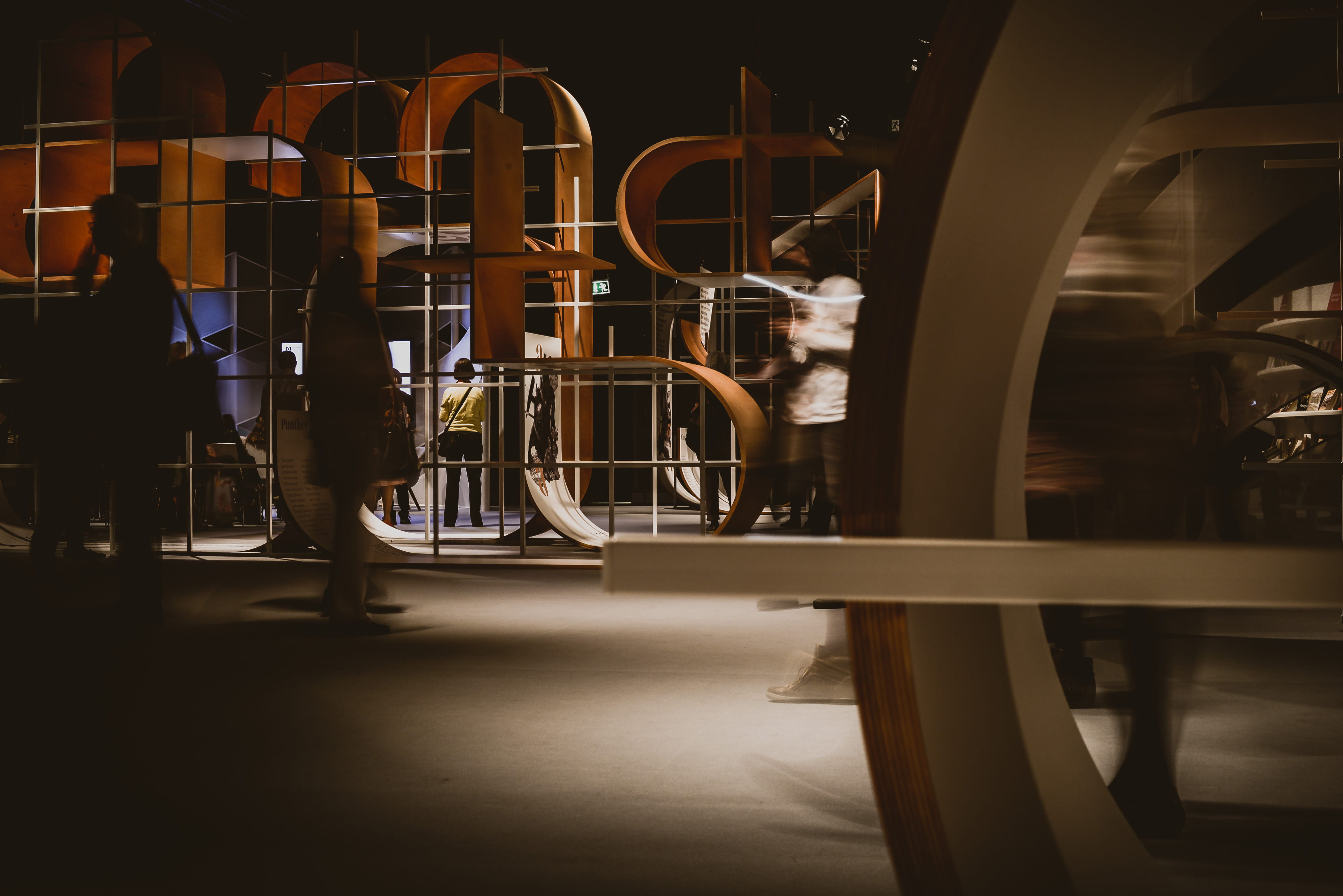crockery, Frankfurt, food and drink industry, in a row, indoors, illuminated, absence, Shadow, pub, architecture, flooring, no people, factory, People, HD Wallpaper