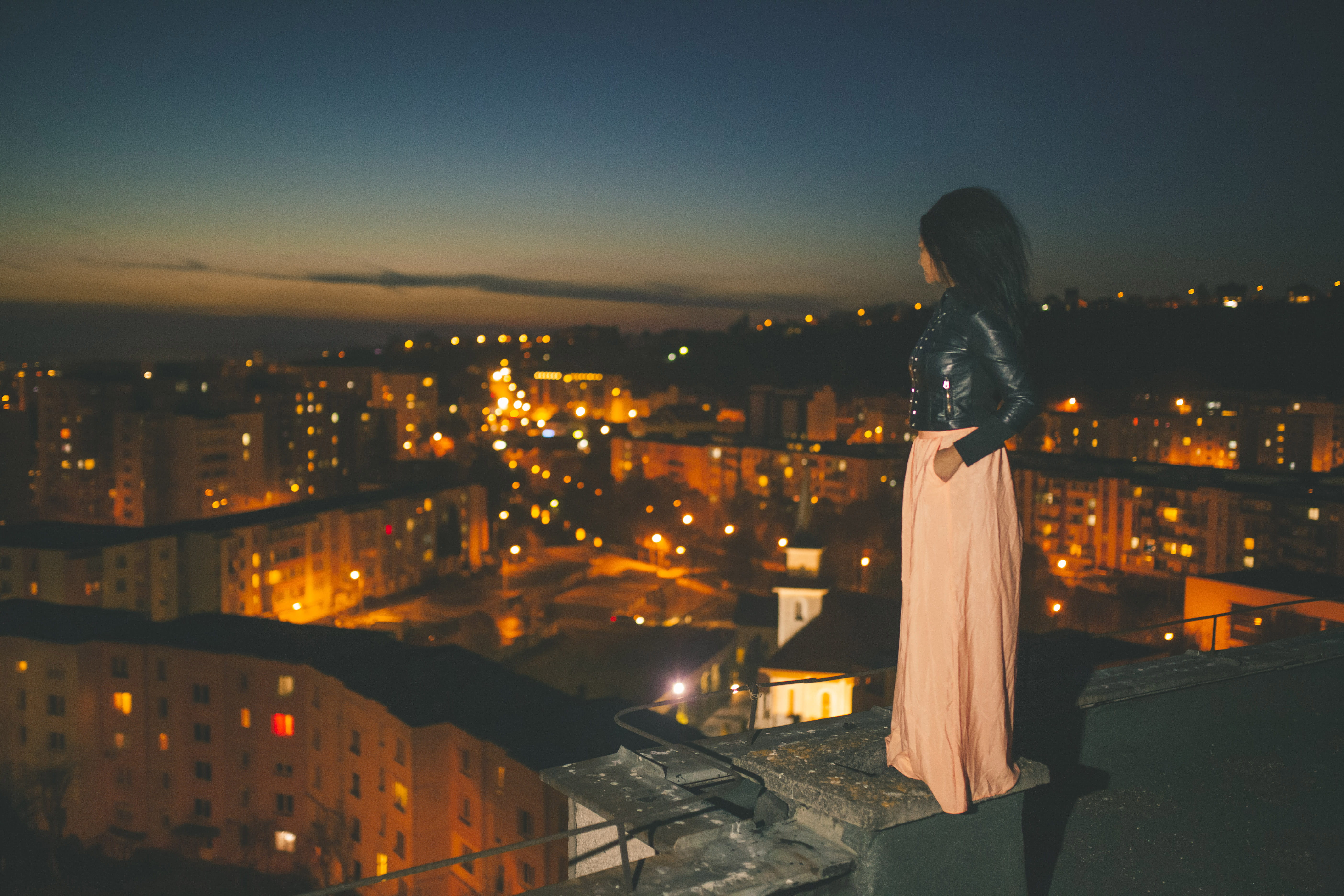 outdoor, dress, city, block, architecture, sky, outdoors, adult, women, hairstyle, lifestyles, building, night, building exterior, urban, blurr, one person, HD Wallpaper