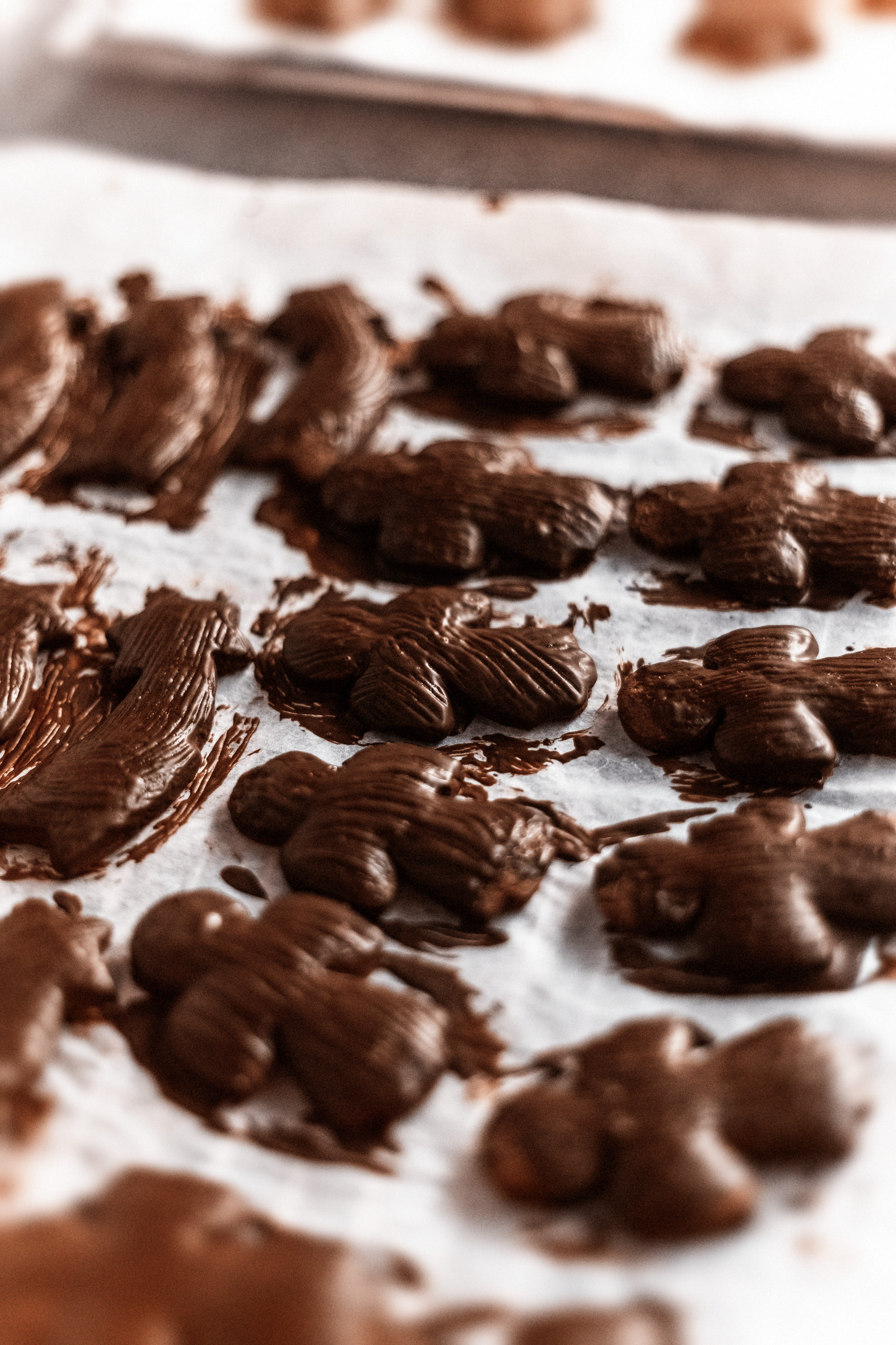 brown, candies, chocolates, sweet food, bakery, cookie, delicious, selective focus, indulgence, chocolate cake, baked, food and drink, temptation, caffeine, Phone HD Wallpaper