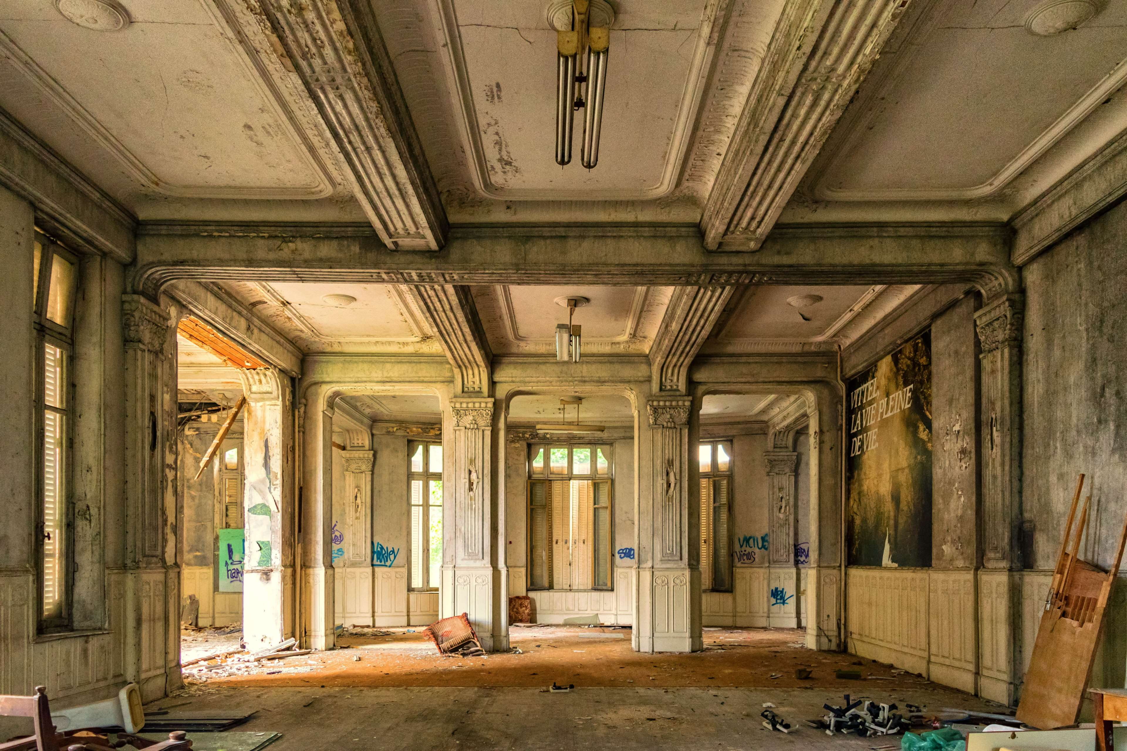 building, old, 4K, ceiling, luxury, built structure, window, old house, in a row, arcade, obsolete, corridor, architectural column, messy, space, deterioration, HD Wallpaper
