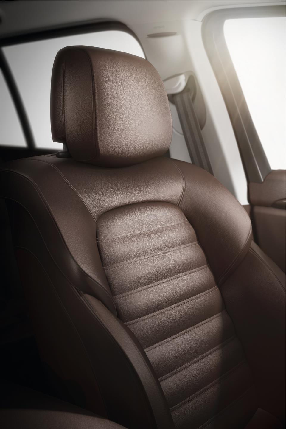 window, transportation, indoors, flying, airplane, luxury, 720P, cozy, renault, chair, upper class, car, vehicle interior, absence, wealth, seat, travel, Phone HD Wallpaper