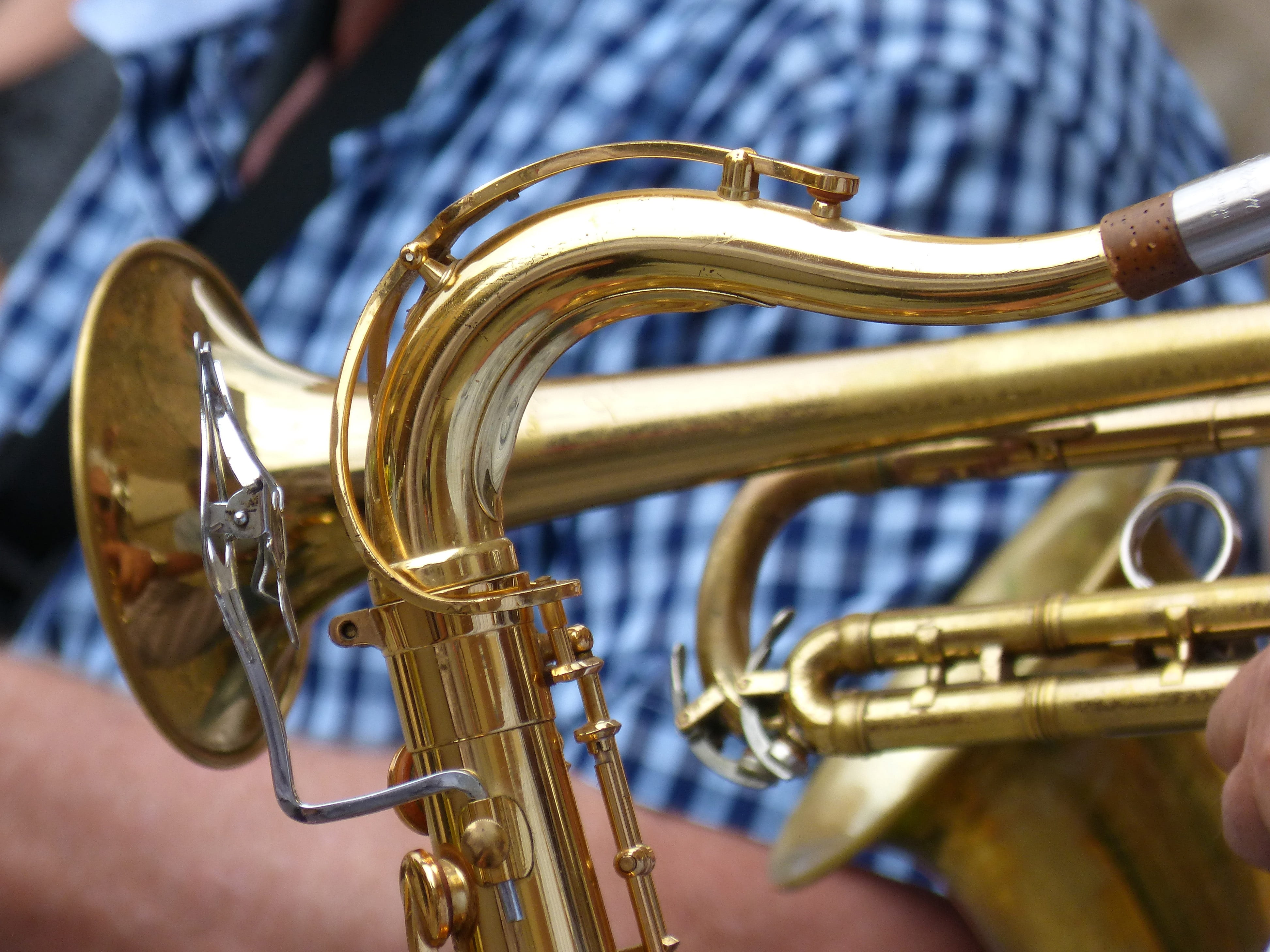 artist, close-up, saxophone, focus on foreground, wind instrument, brass instrument, band, arts culture and entertainment, gold colored, 4K, day, musical instrument, HD Wallpaper