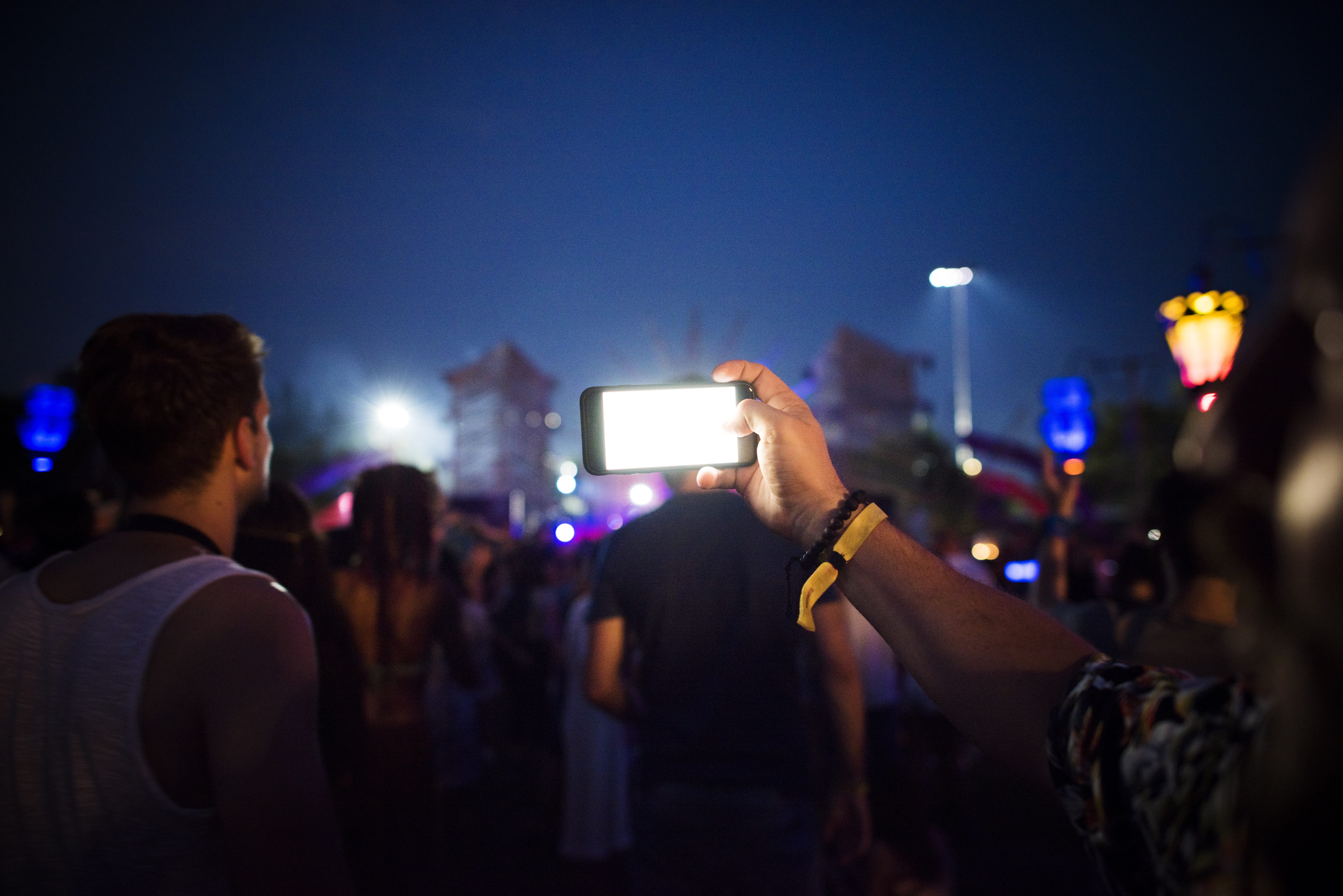 activity, group, festival, hanging out, enjoy, group Of People, entertainment, vacation, enjoyment, party, photography themes, hipster, socializing, young adult, HD Wallpaper
