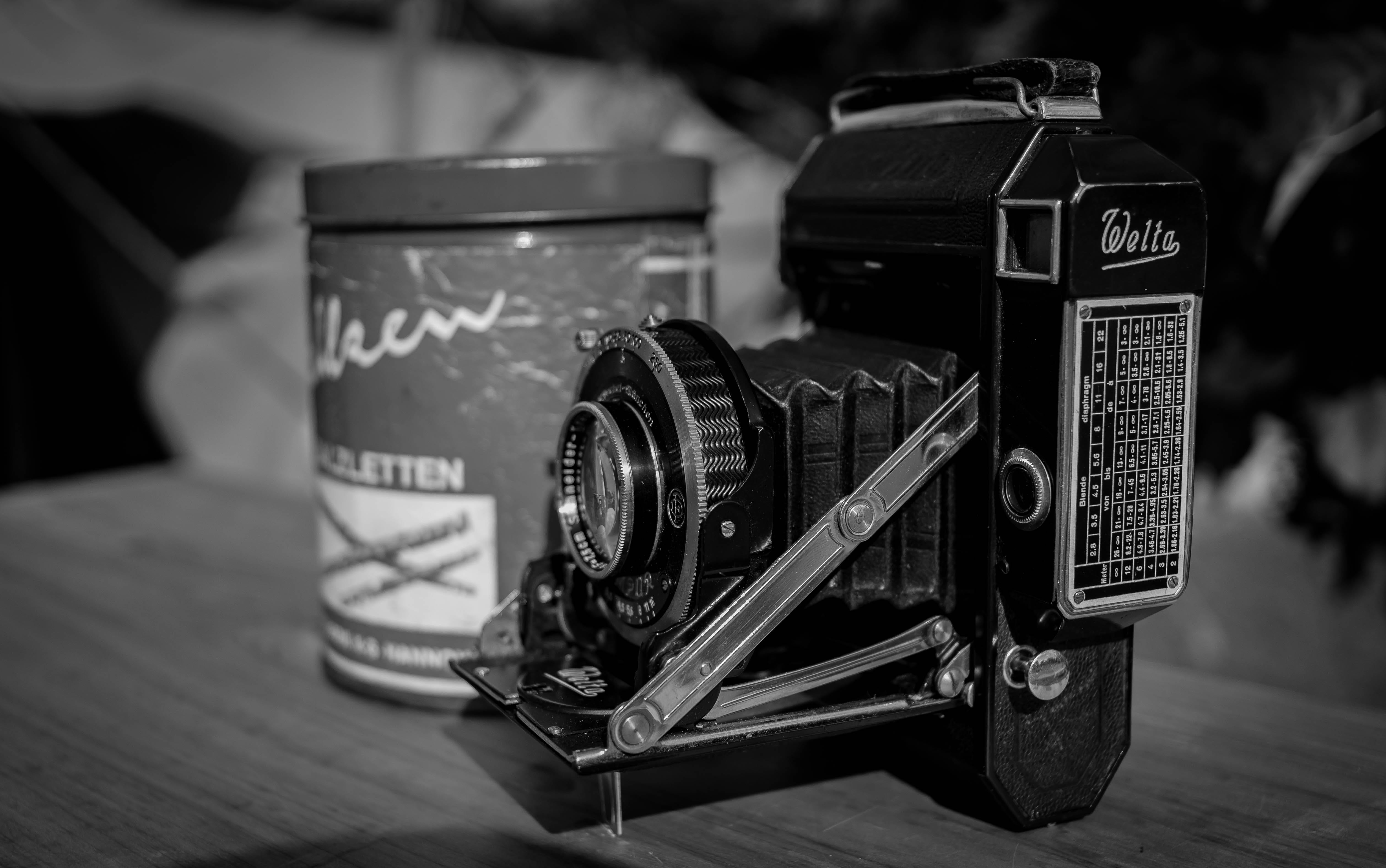 camera - photographic equipment, retro styled, welta, photographic equipment, analog, western script, camera, united states, communication, background, HD Wallpaper