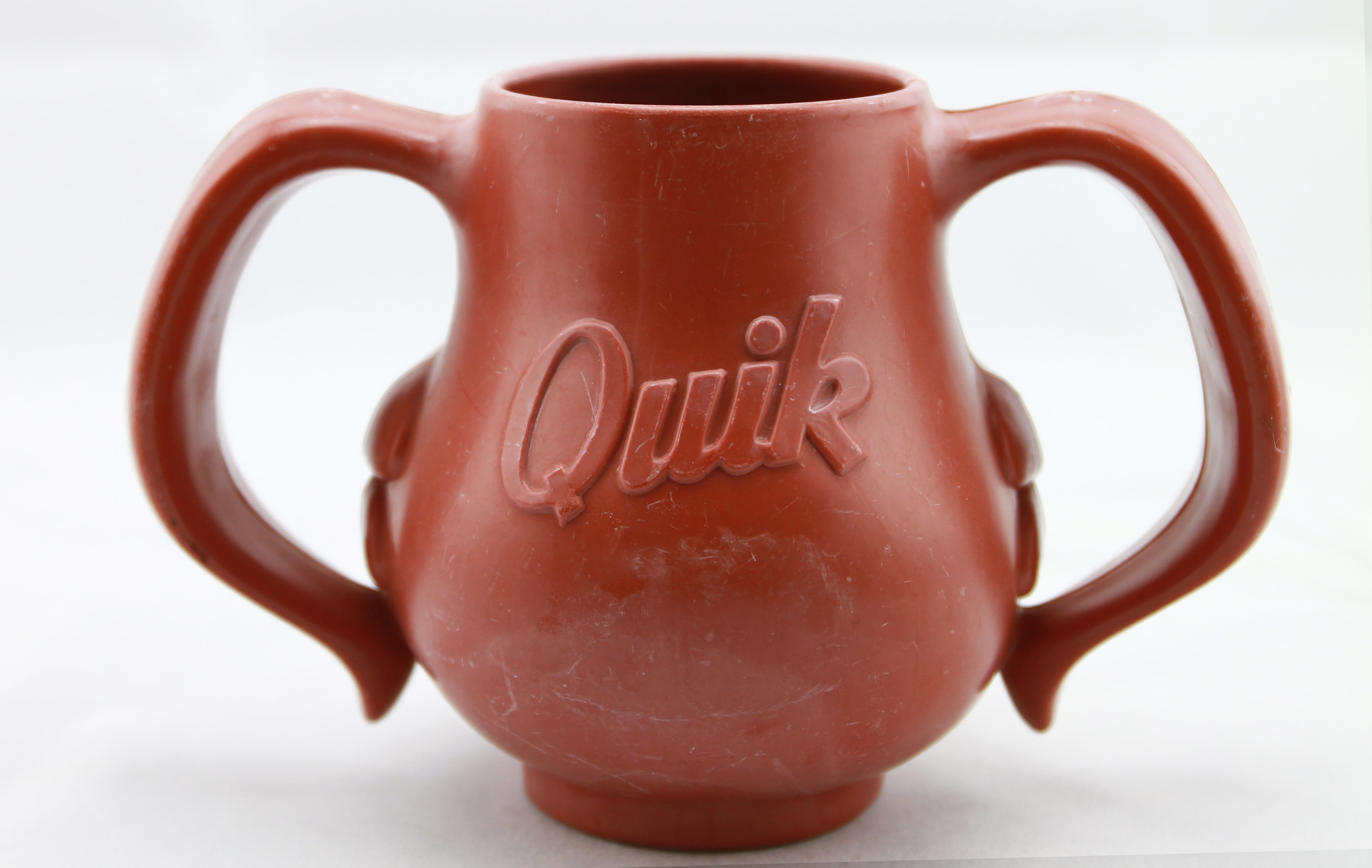 nestle quick mug, ceramics, single object, mug, antique, childrens memorabilia, hot drink, 4K, drink, tea cup, indoors, coffee cup, studio shot, western script, HD Wallpaper