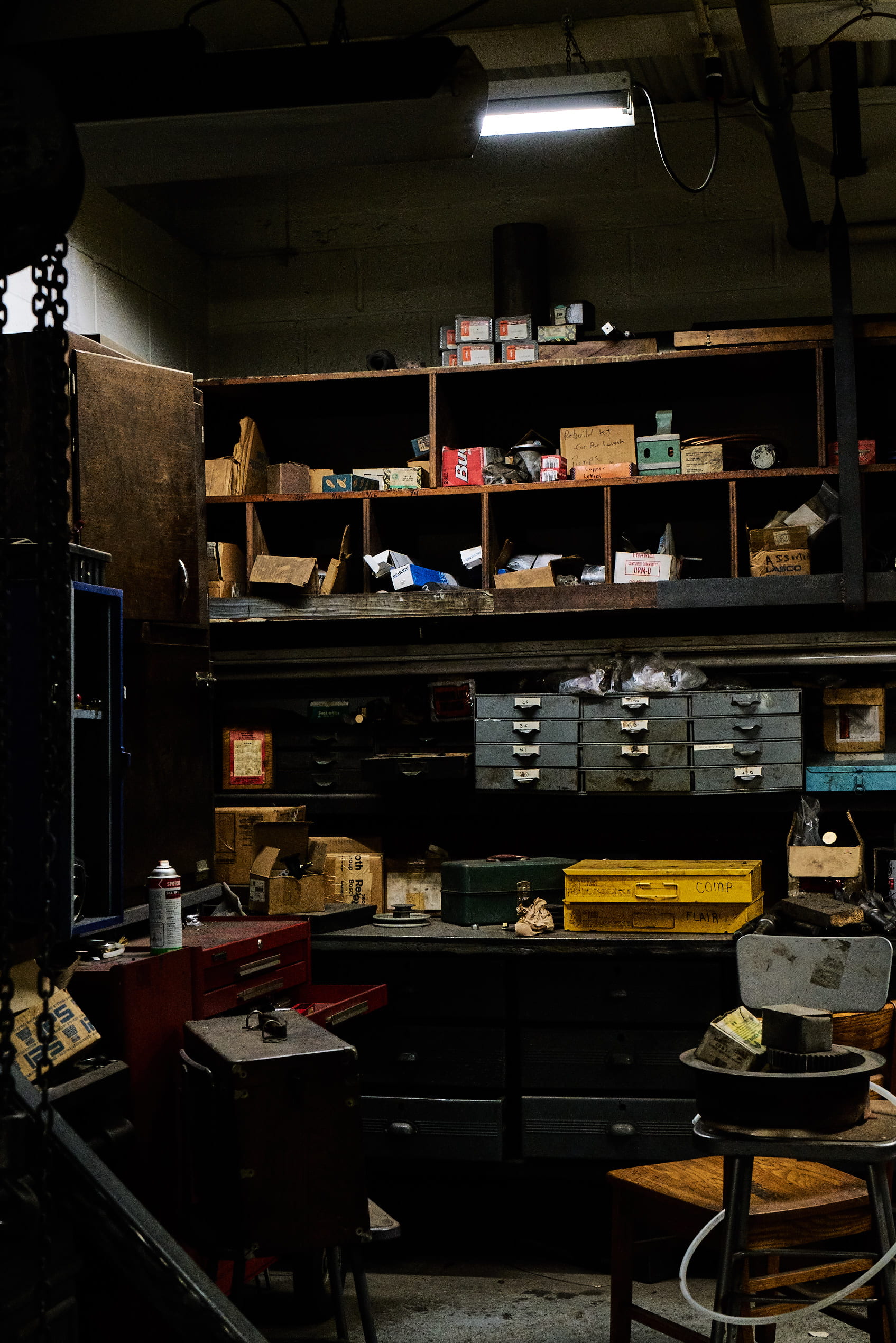 inside, lights, container, still life, retail, stack, restaurant, room, shelf, assorted, 1080P, case, large group of objects, indoors, tool, abundance, Phone HD Wallpaper