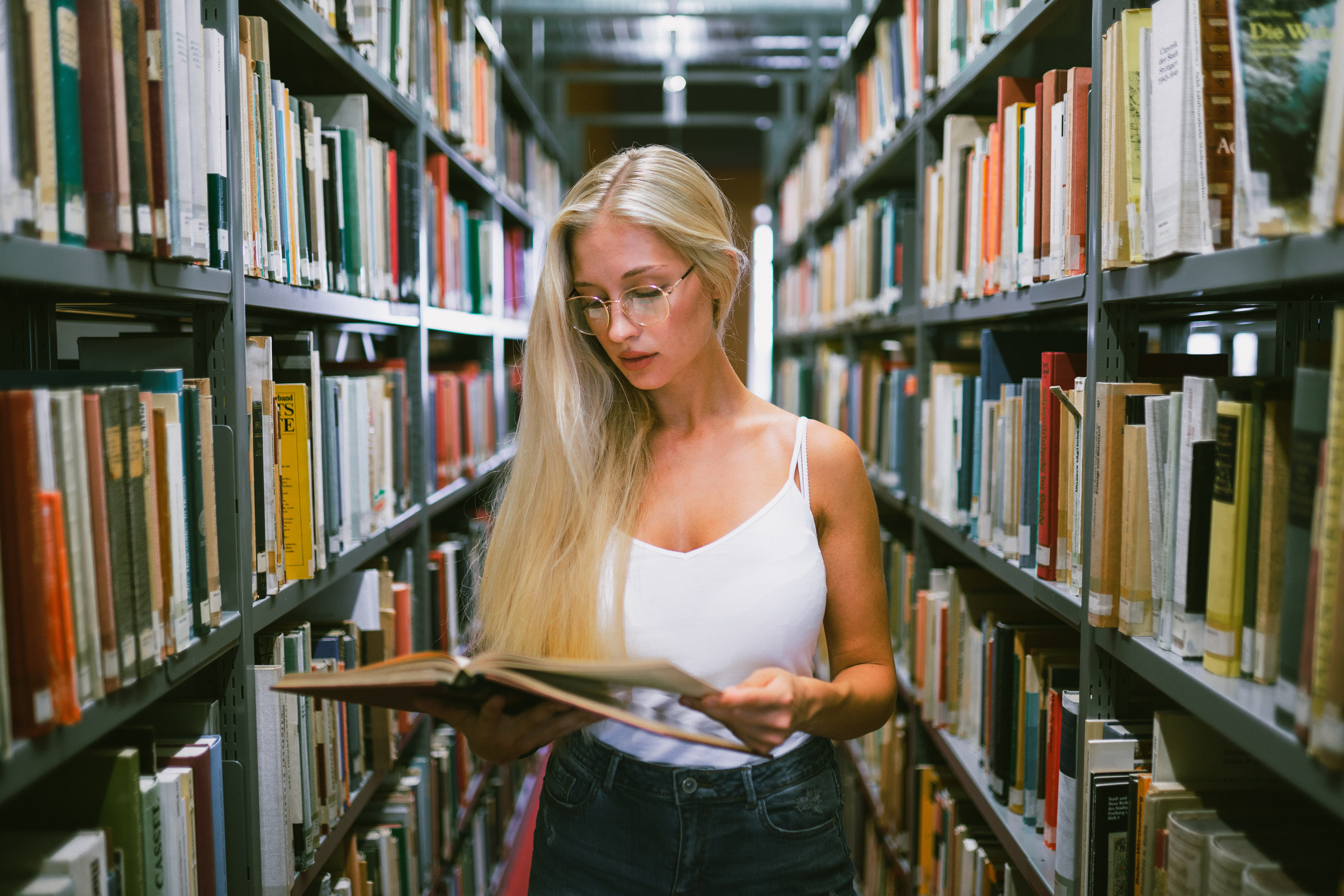 women, thinking, book, woman, cute, mannheim, model, university Student, shelf, library, people, caucasian Ethnicity, reading, beauty, one Person, 5K, HD Wallpaper