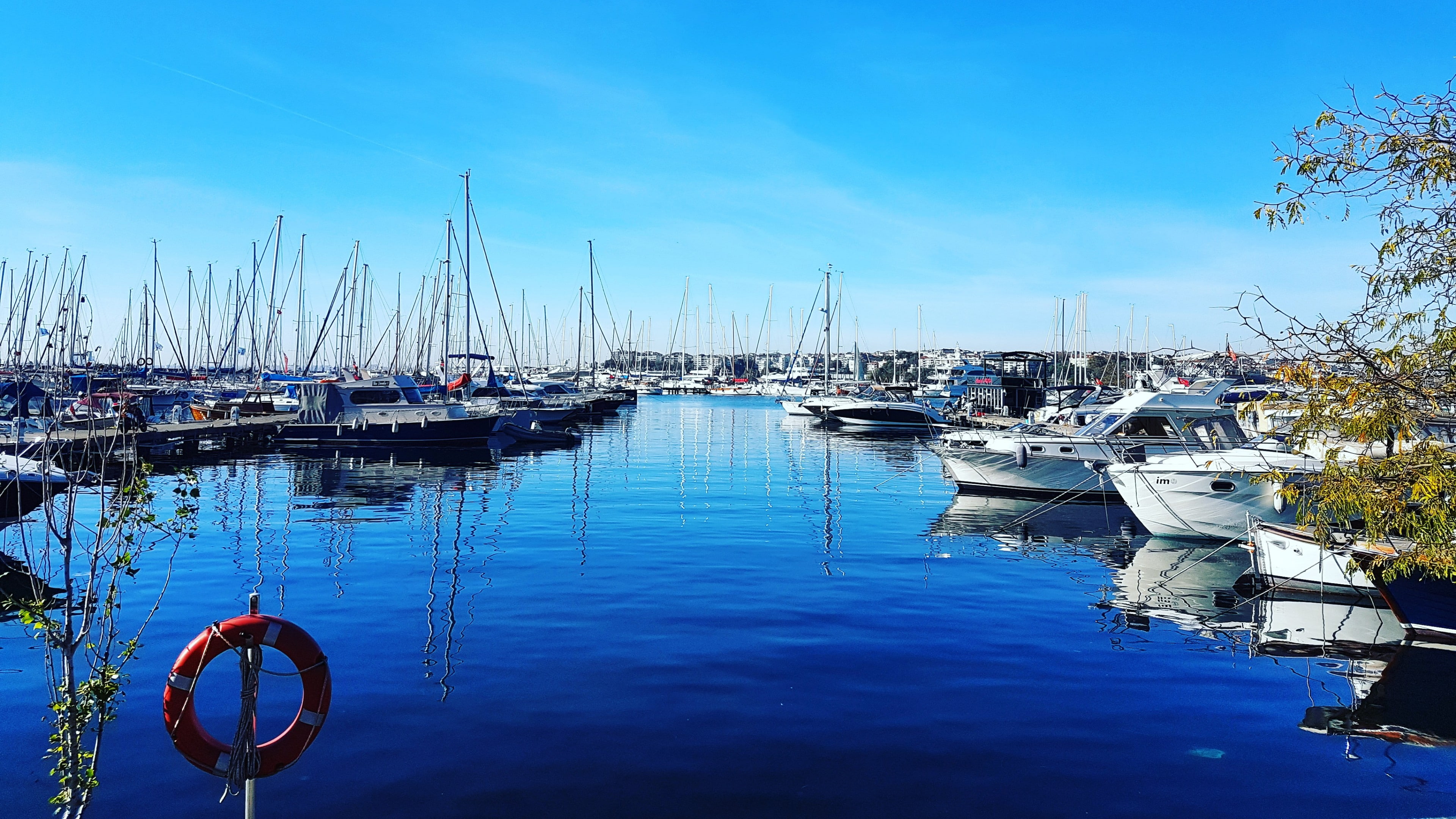 harbor, port, boat, turkey, reflection, istanbul, marina, water, sky, sea, blue, fenerbahce, 4K, dock, HD Wallpaper