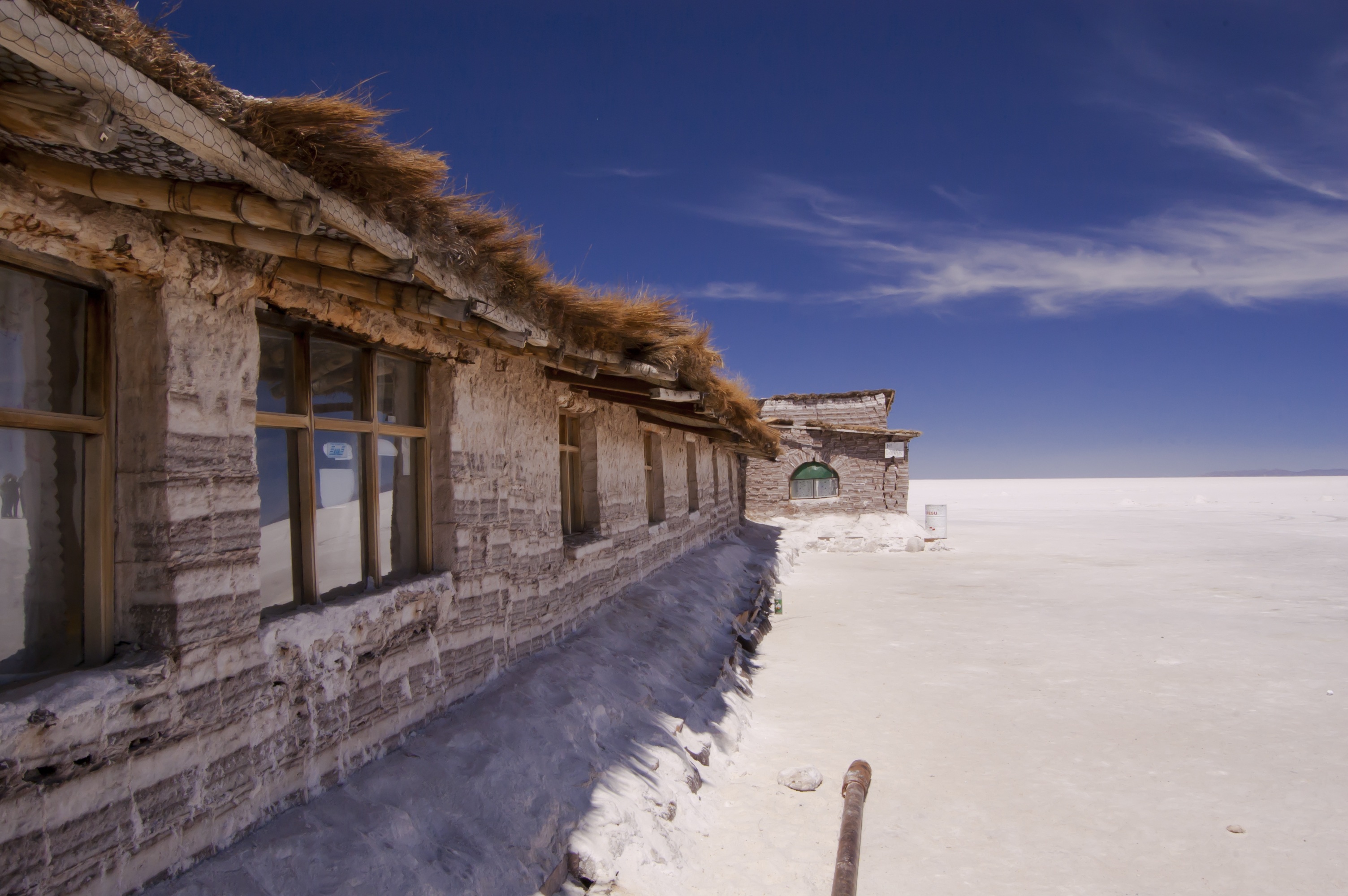 built structure, cold temperature, 2K, uyuni, building exterior, no people, sky, bolivia, hut, cloud - sky, outdoors, window, the past, travel destinations, HD Wallpaper