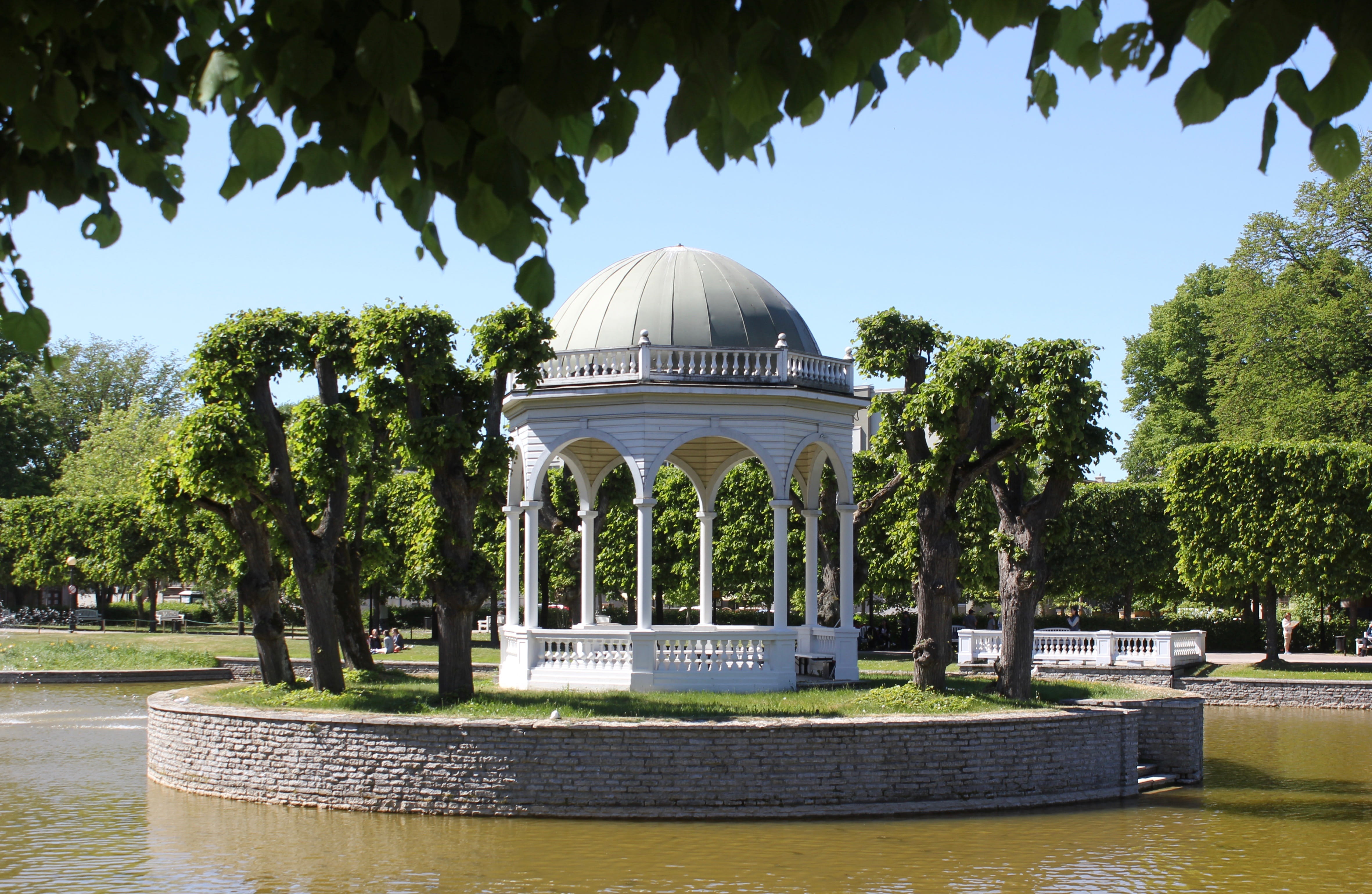 palace, tree, trees, water, sky, growth, city, architectural column, estland, no people, architecture, day, outdoors, the past, history, building exterior, HD Wallpaper