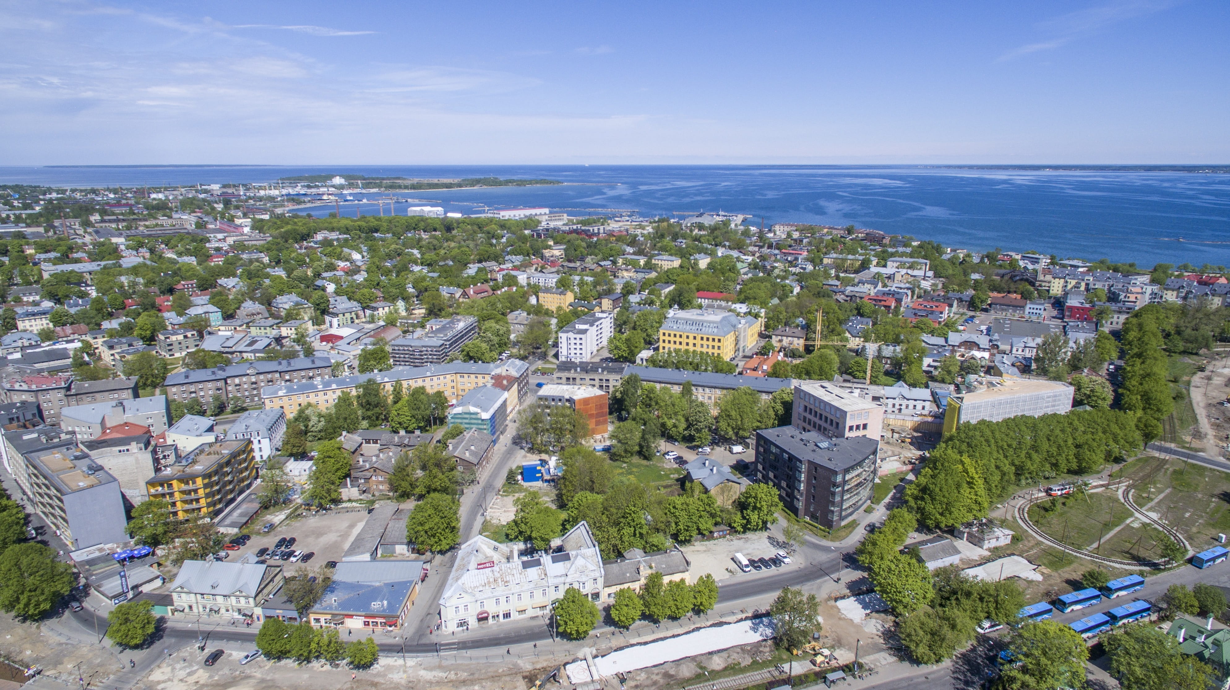 old, water, residential district, tallinn, church, 4K, no people, europe, nature, plant, horizon, city, tower, reval, horizon over water, sea, tree, baltic, HD Wallpaper