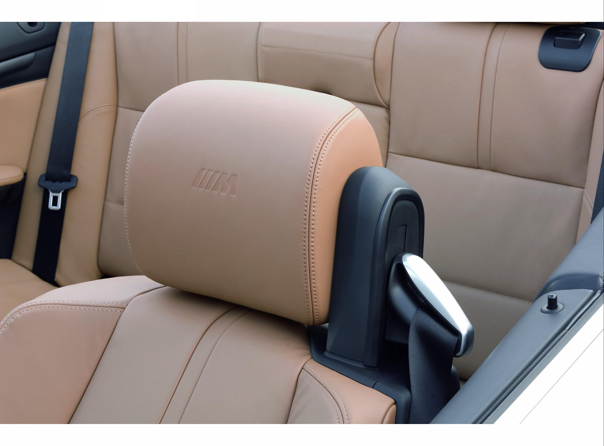 close-up, empty, sunlight, car interior, absence, mode of transportation, coupe, ii, m, no people, car, vehicle interior, motor vehicle, power, sk, g, chair, HD Wallpaper