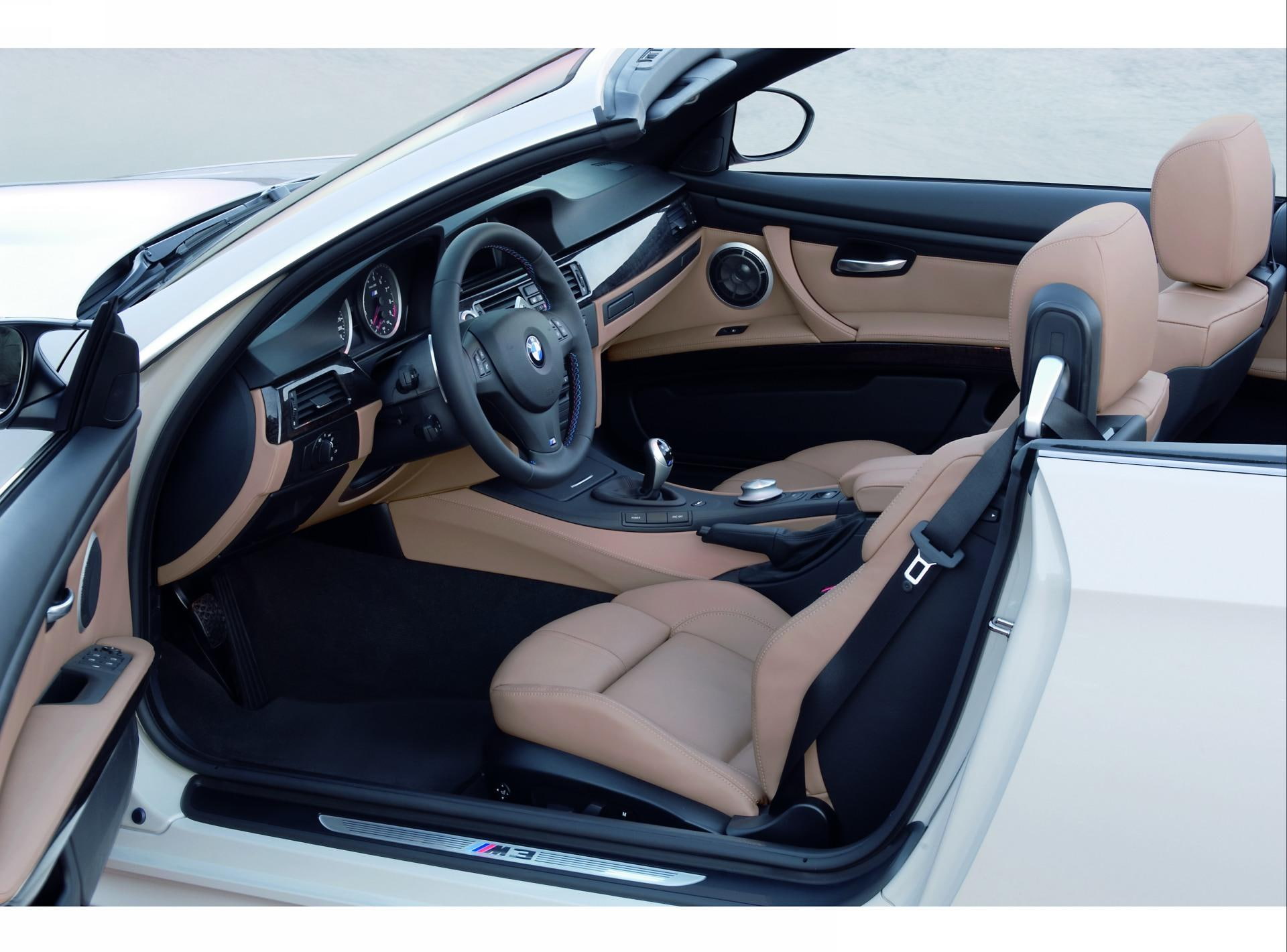 gts, 1080P, bmw, luxury, steering wheel, vehicle interior, sk, coupe, vehicle seat, indoors, transportation, mode of transportation, car, no people, dashboard, HD Wallpaper
