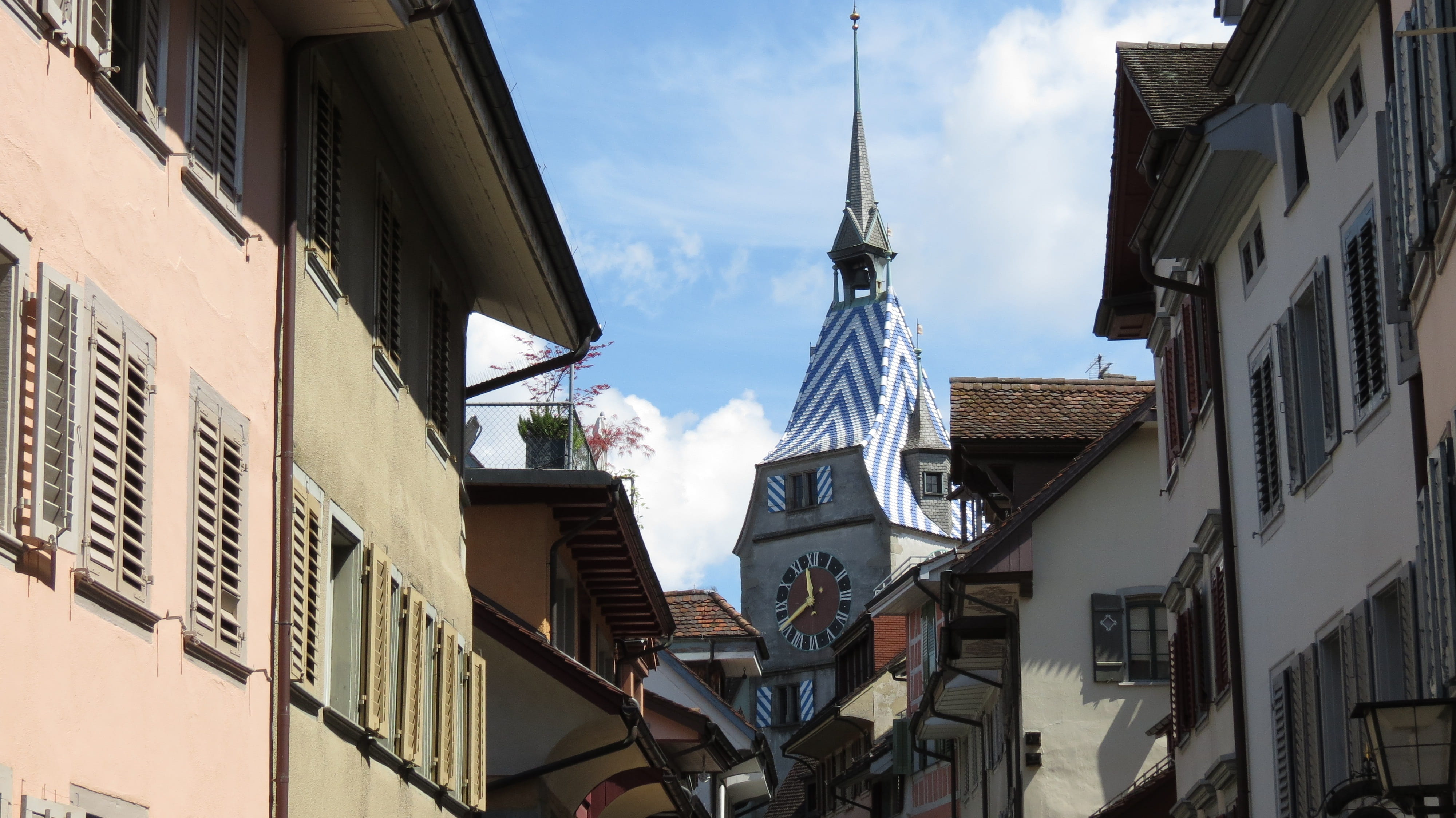 Swiss, sky, built structure, nature, historic, landmark, Europe, old, architecture, alley, house, zug, medieval, shutters, window, cityscape, town, City, HD Wallpaper