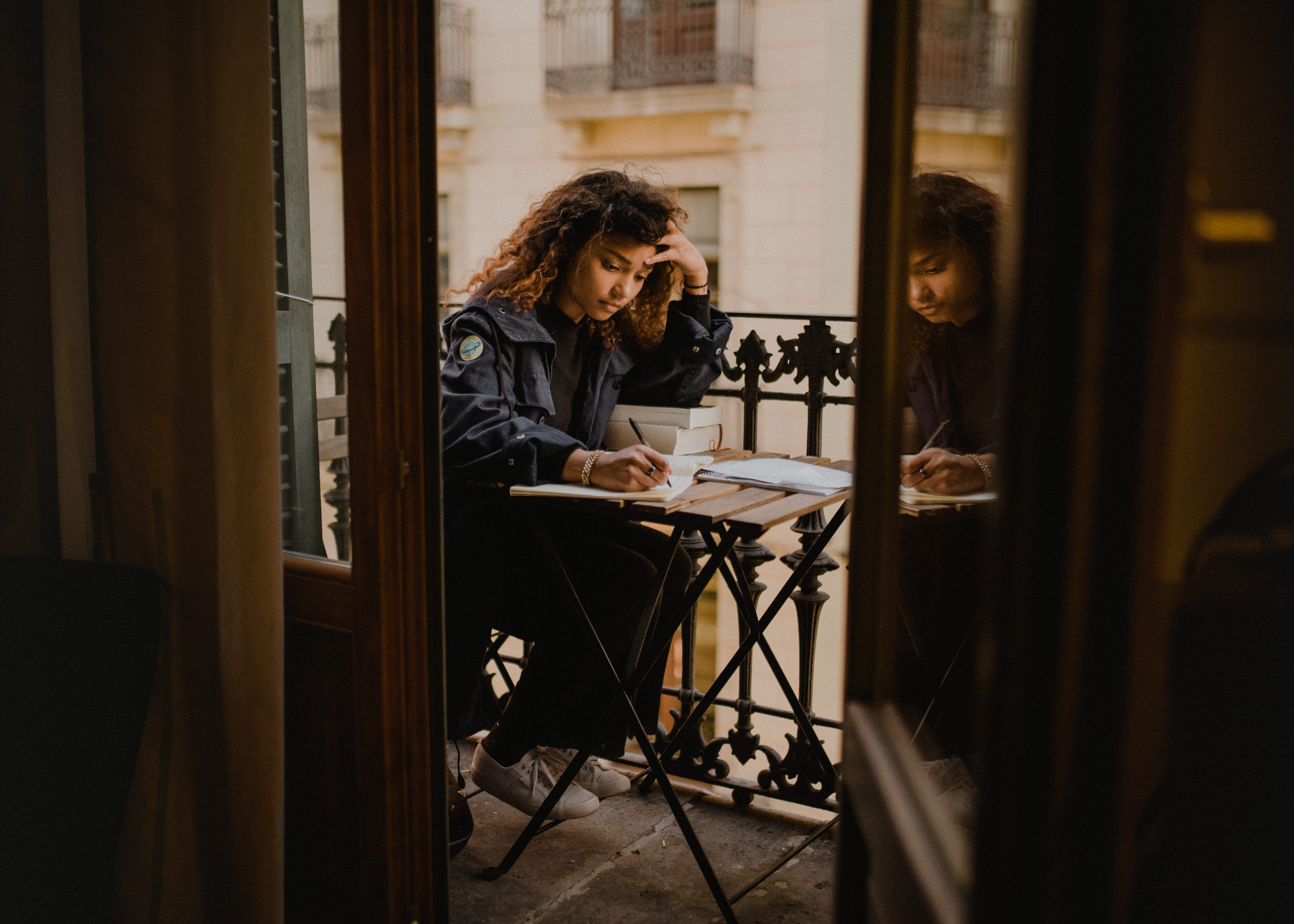 study, women, sitting, writer, wireless technology, business, people, veranda, technology, table, write, computer, daytime, young adult, lifestyles, book, HD Wallpaper