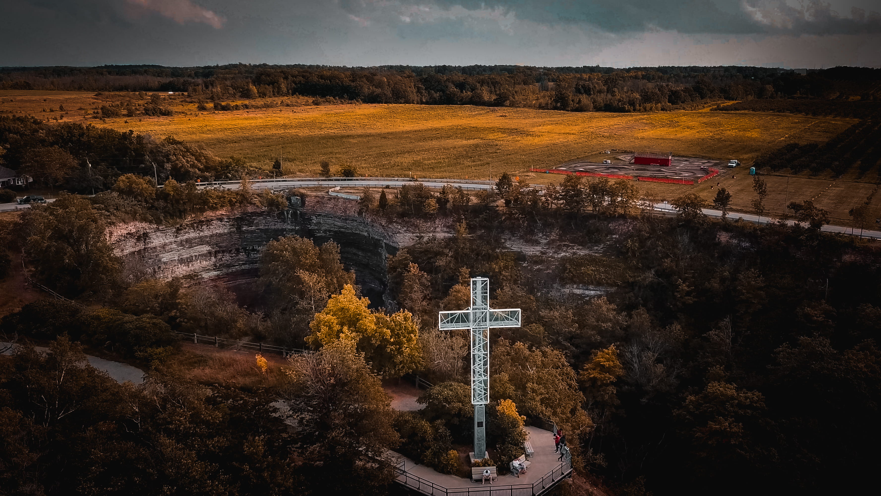 aerial photography, no people, architecture, forest, connection, falls, tree, plant, building exterior, canada, stoney creek, built structure, sky, 2K, HD Wallpaper