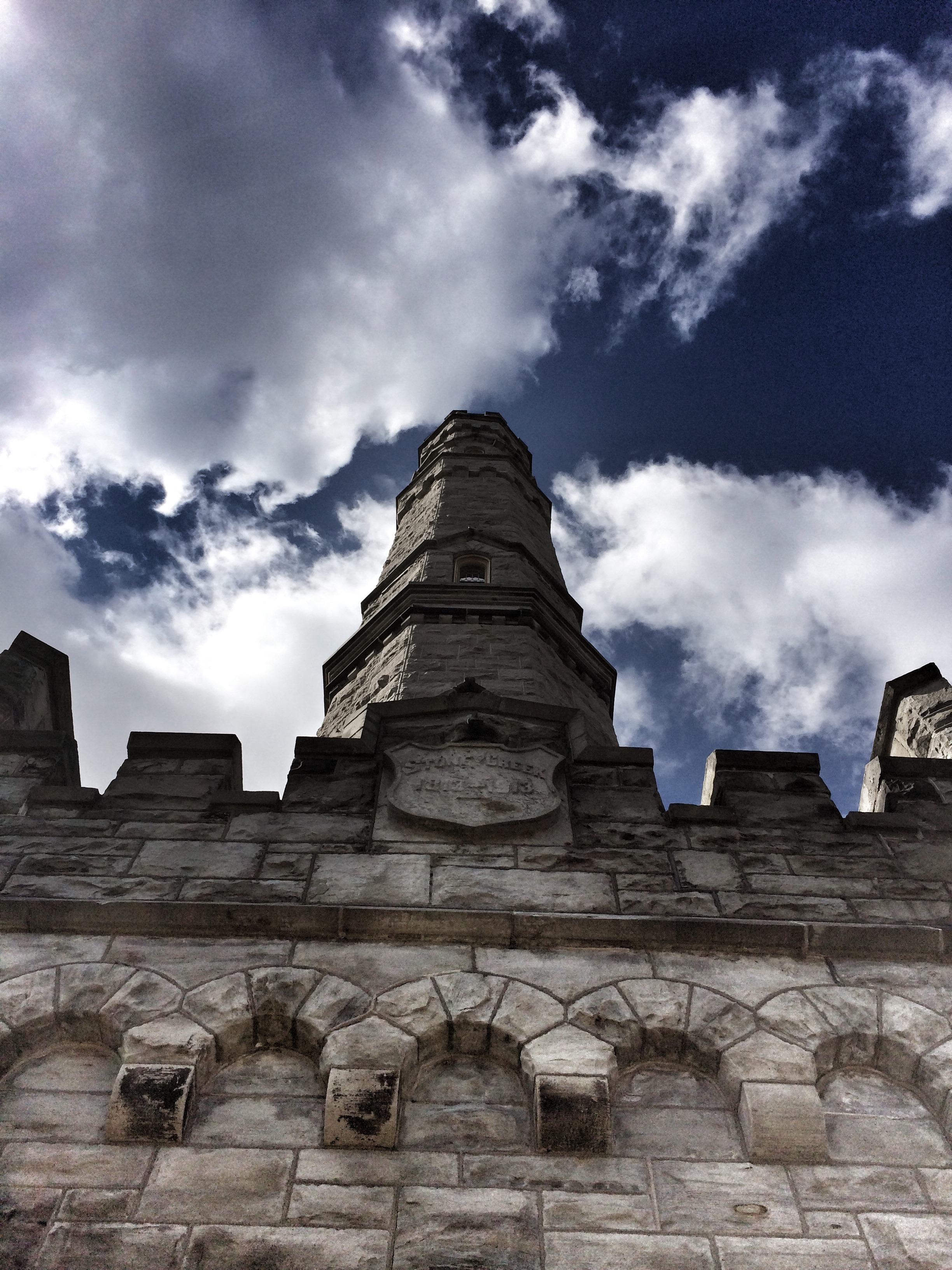 built structure, ontario, day, the past, stone, architecture, no people, belief, 1812 war, religion, 2K, history, battlefield, nature, travel, cloud - sky, Phone HD Wallpaper