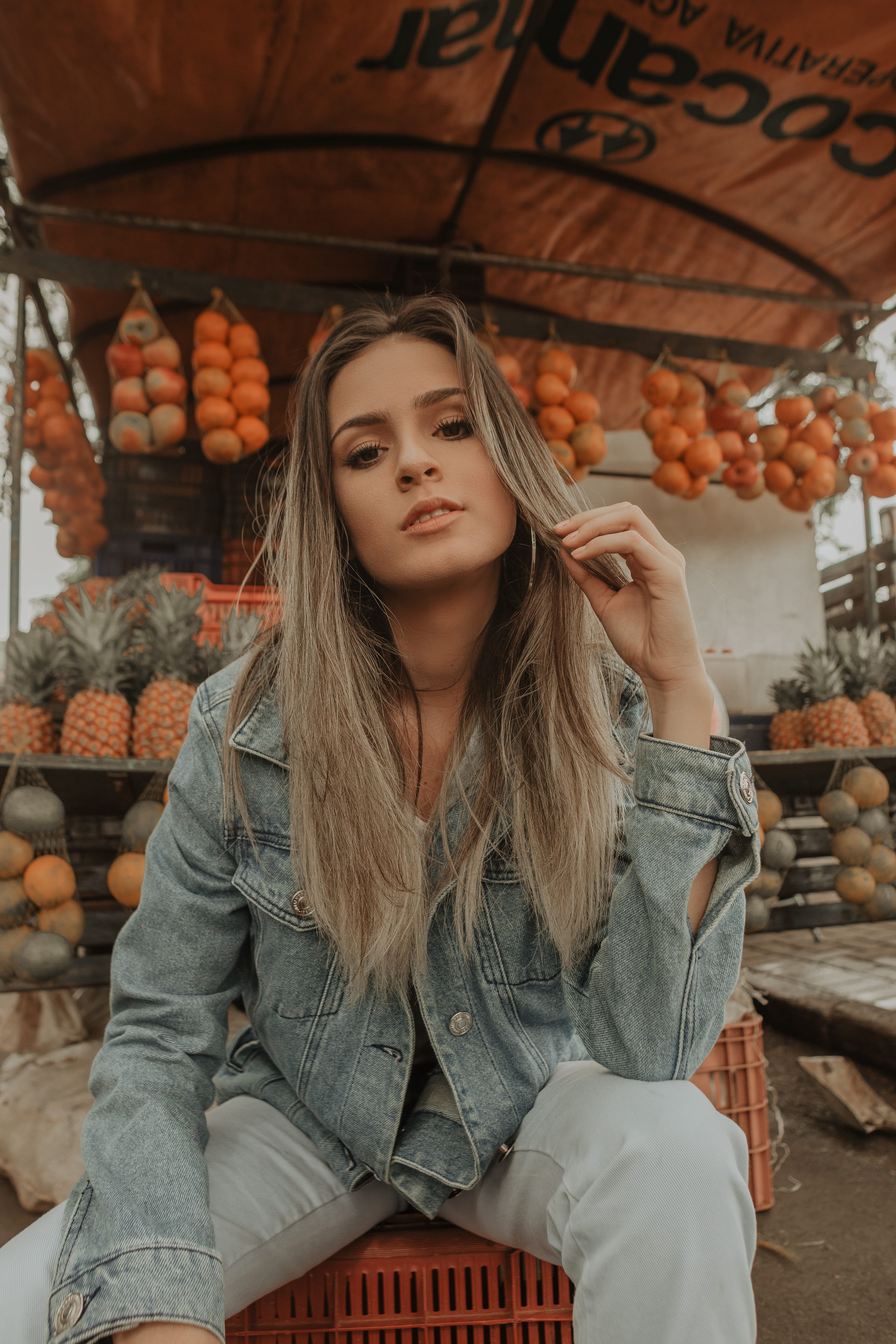 life, red, outdoors, front view, blue, focus on foreground, women, fashion, teenager, young women, hair, one person, sitting, model, fruit, pose, healthy, Phone HD Wallpaper