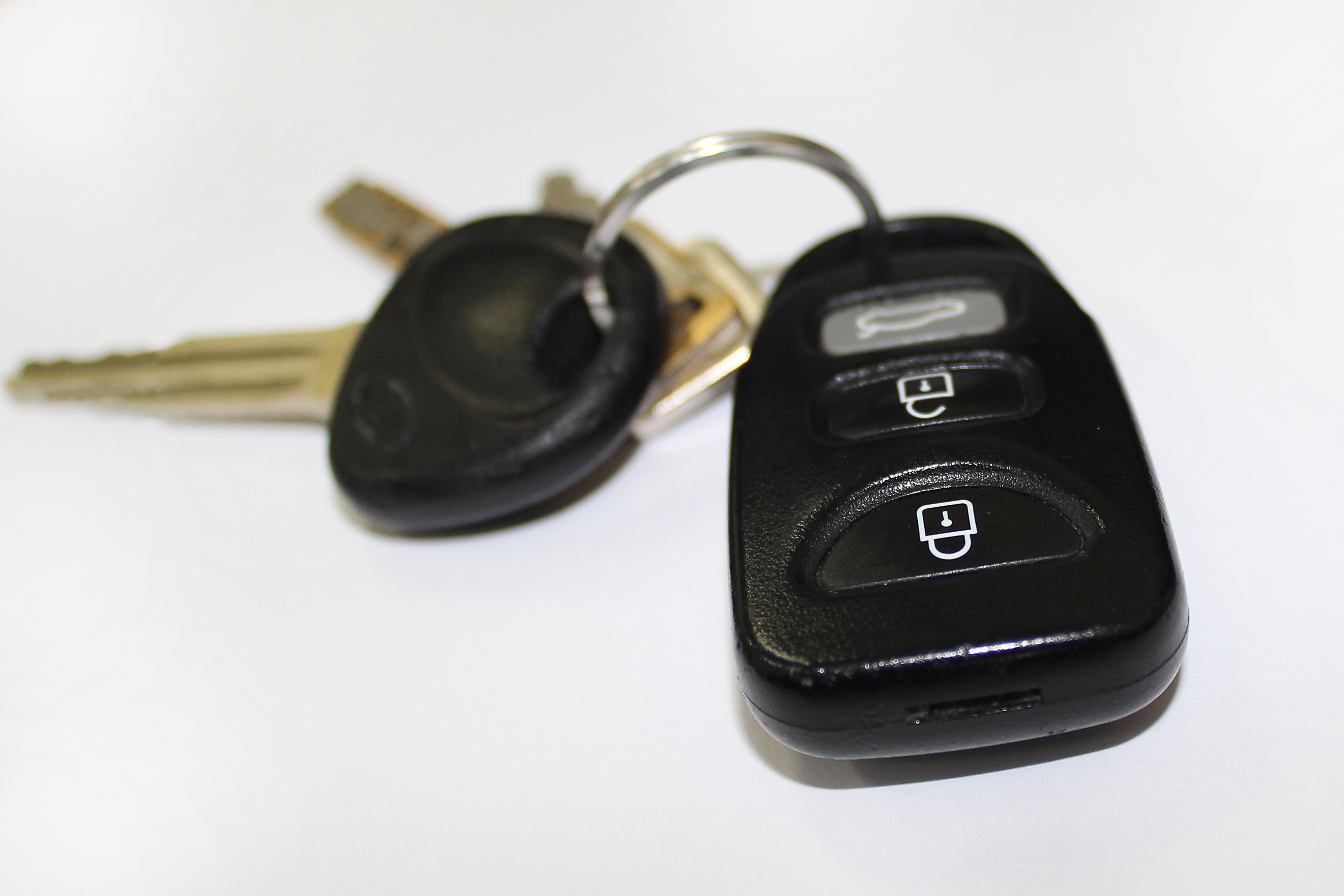 close-up, no people, security, control, car, auto, remote, studio shot, number, lock, white background, white, cable, unlock, wireless technology, vehicle, HD Wallpaper