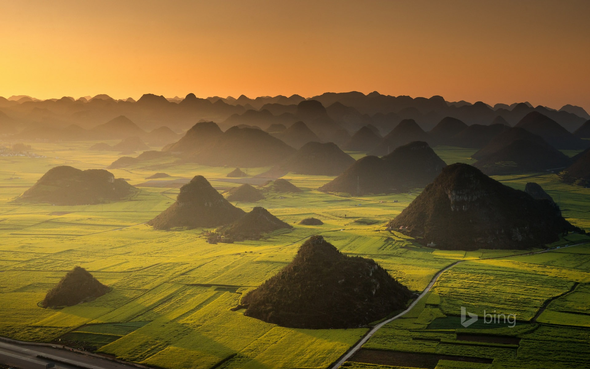 landscape, tranquility, bing, sunlight, no people, sky, land, field, nature, environment, plains, theme, sun, mountain range, travel destinations, HD Wallpaper