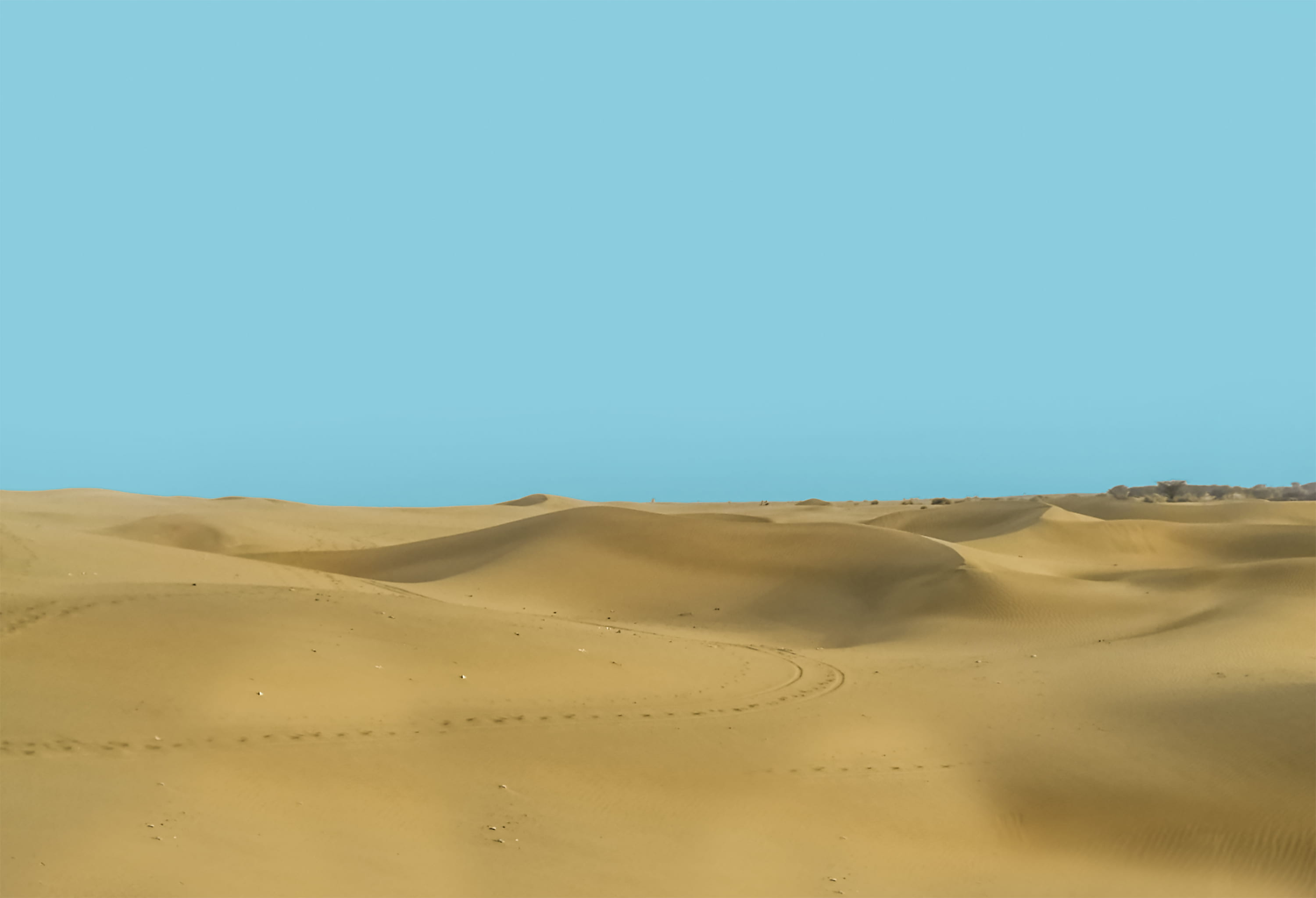 semi-arid, sunny, baron, beauty in nature, field, remote, sky, vast, desert, nature, climate, non-urban scene, eyes, land, slope, clear sky, desrt, tranquility, HD Wallpaper