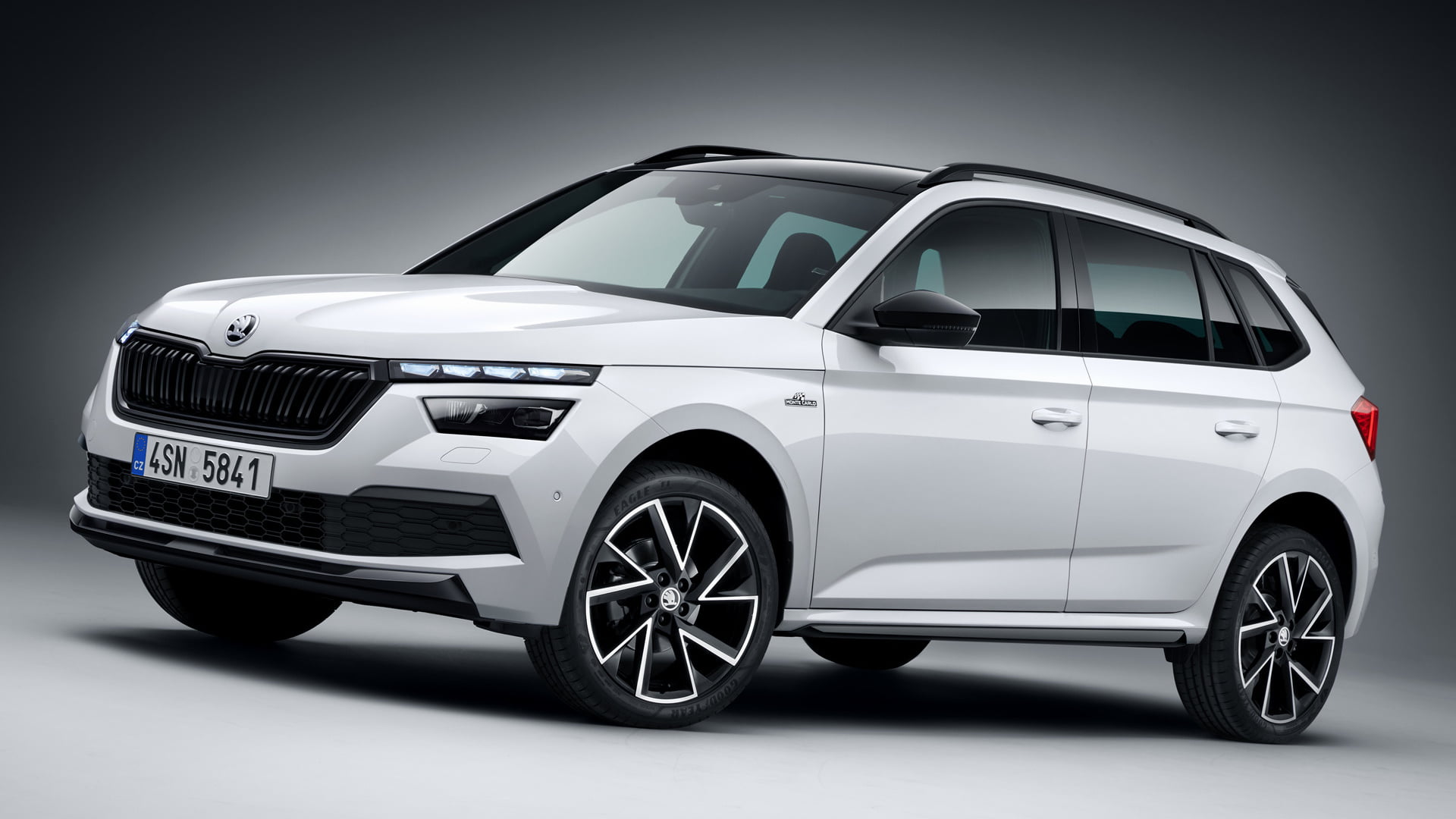 Škoda Kamiq Monte Carlo, Crossover Car, Subcompact Car, Skoda, SUV, Car, 1080P, White Car, HD Wallpaper