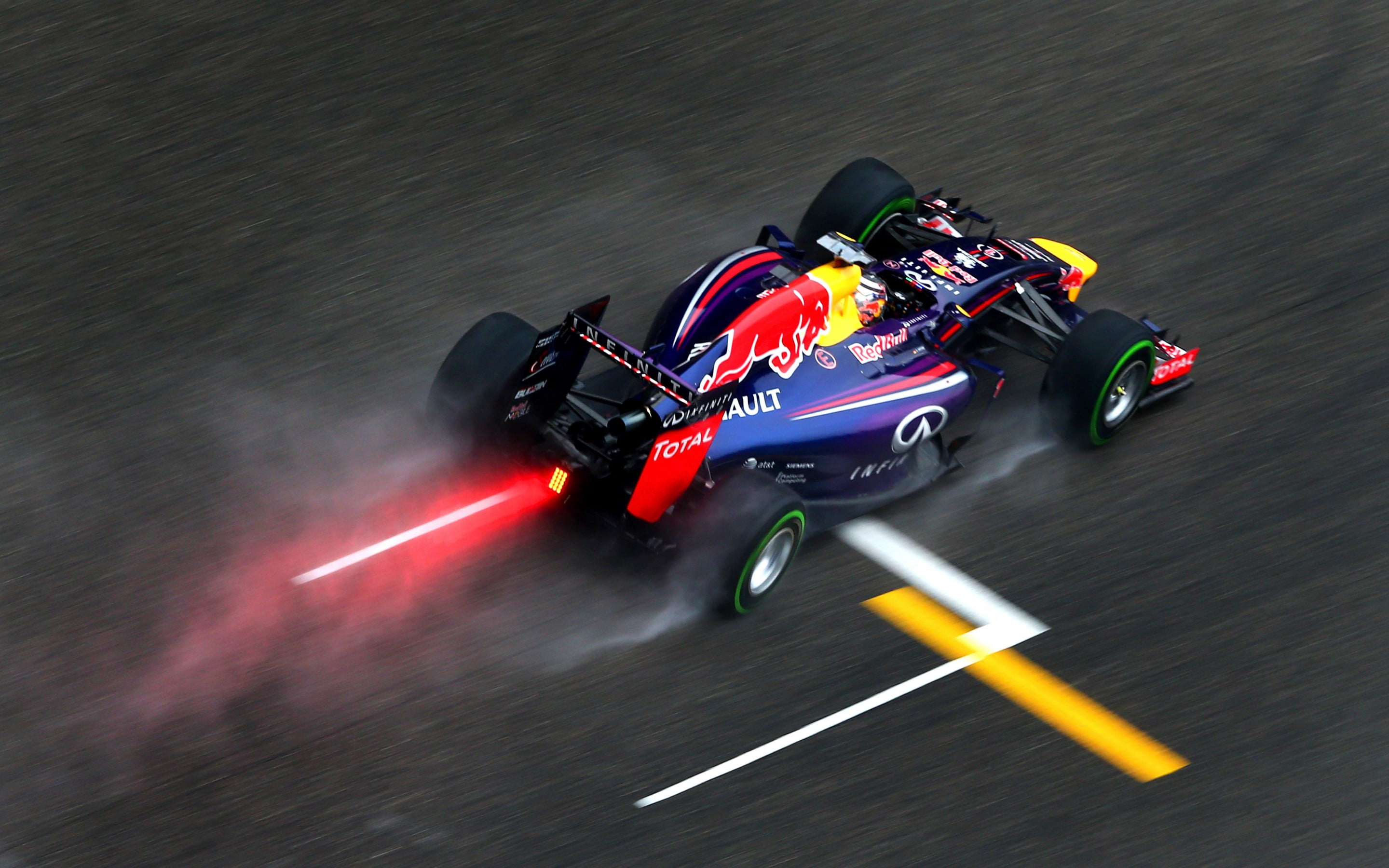 high angle view, smoke - physical structure, professional sport, prix, formula, blurred motion, sign, mode of transportation, sport, driving, f, red, nature, HD Wallpaper