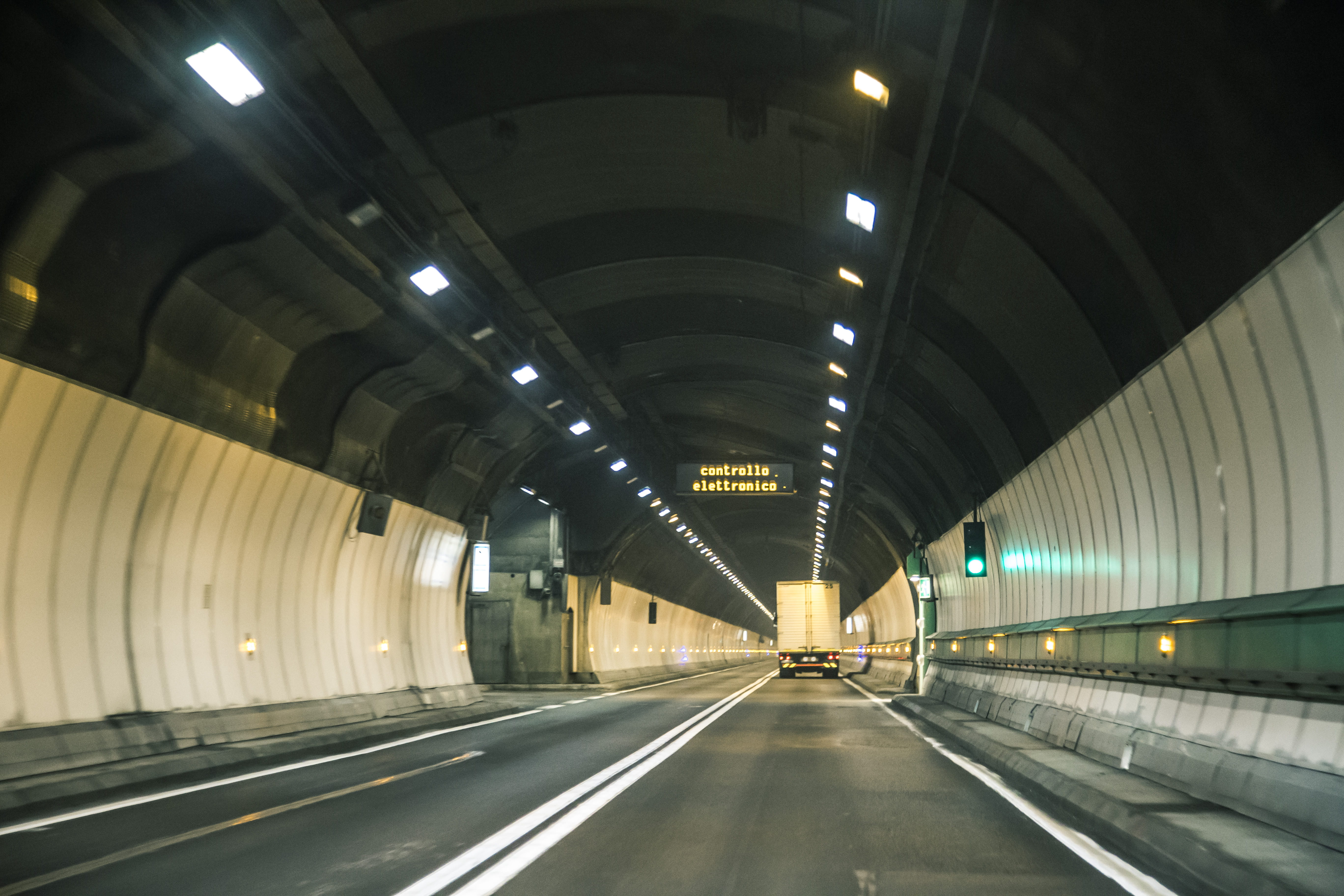 france, no people, 5K, symbol, chamonix-mont-blanc, lighting equipment, transportation, architecture, road, the way forward, direction, vanishing point, HD Wallpaper