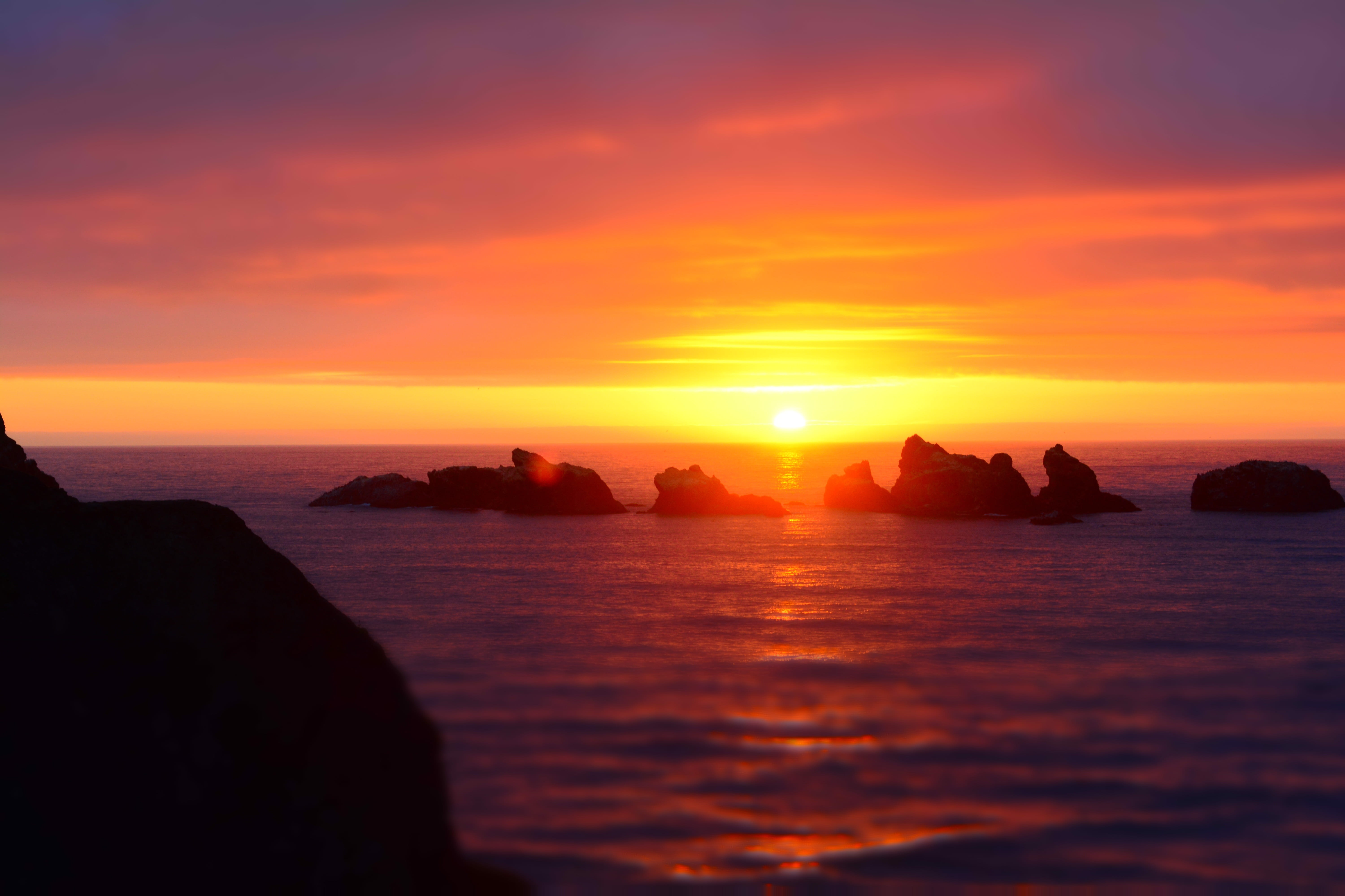 idyllic, outdoors, scenic, romantic sky, scenics - nature, shore, stack rock, 5K, water, solid, rock formation, seascape, landscape, rock, craggy, coast, HD Wallpaper