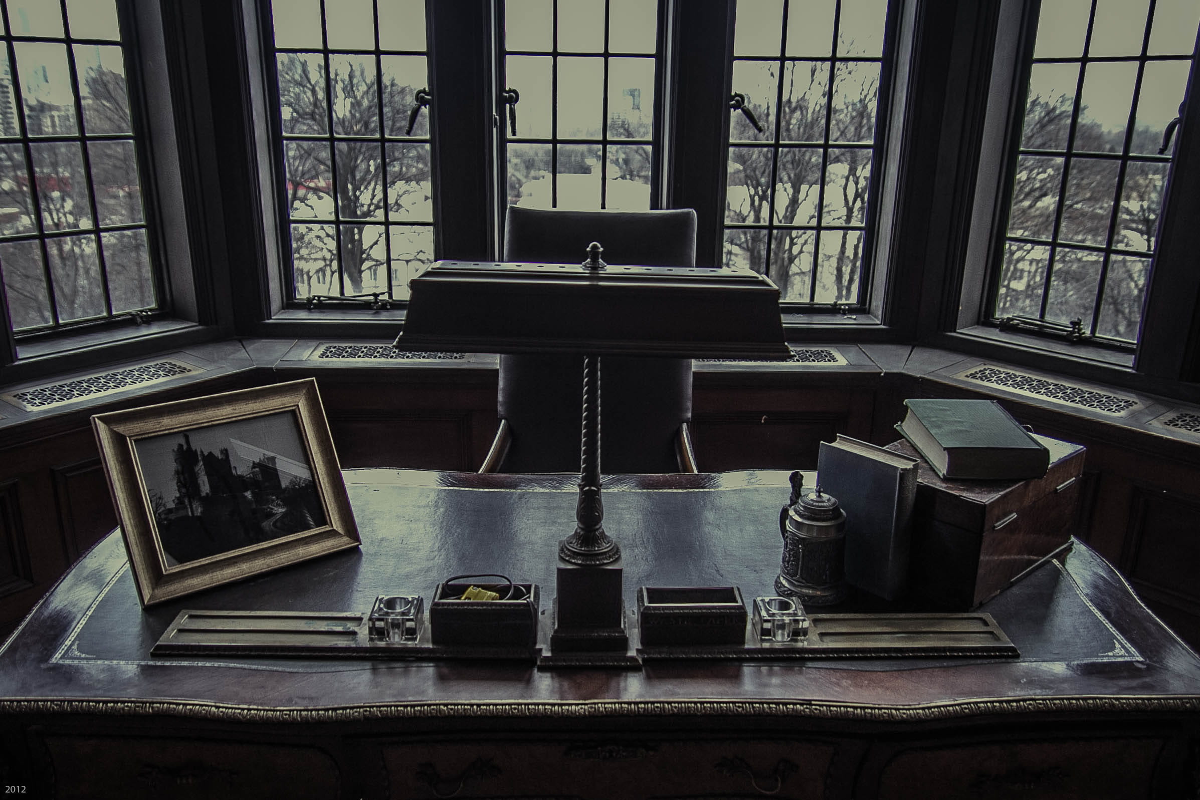 vintage, technology, absence, indoors, office, table, architecture, classy, communication, computer, canada, casa loma, arts culture and entertainment, HD Wallpaper