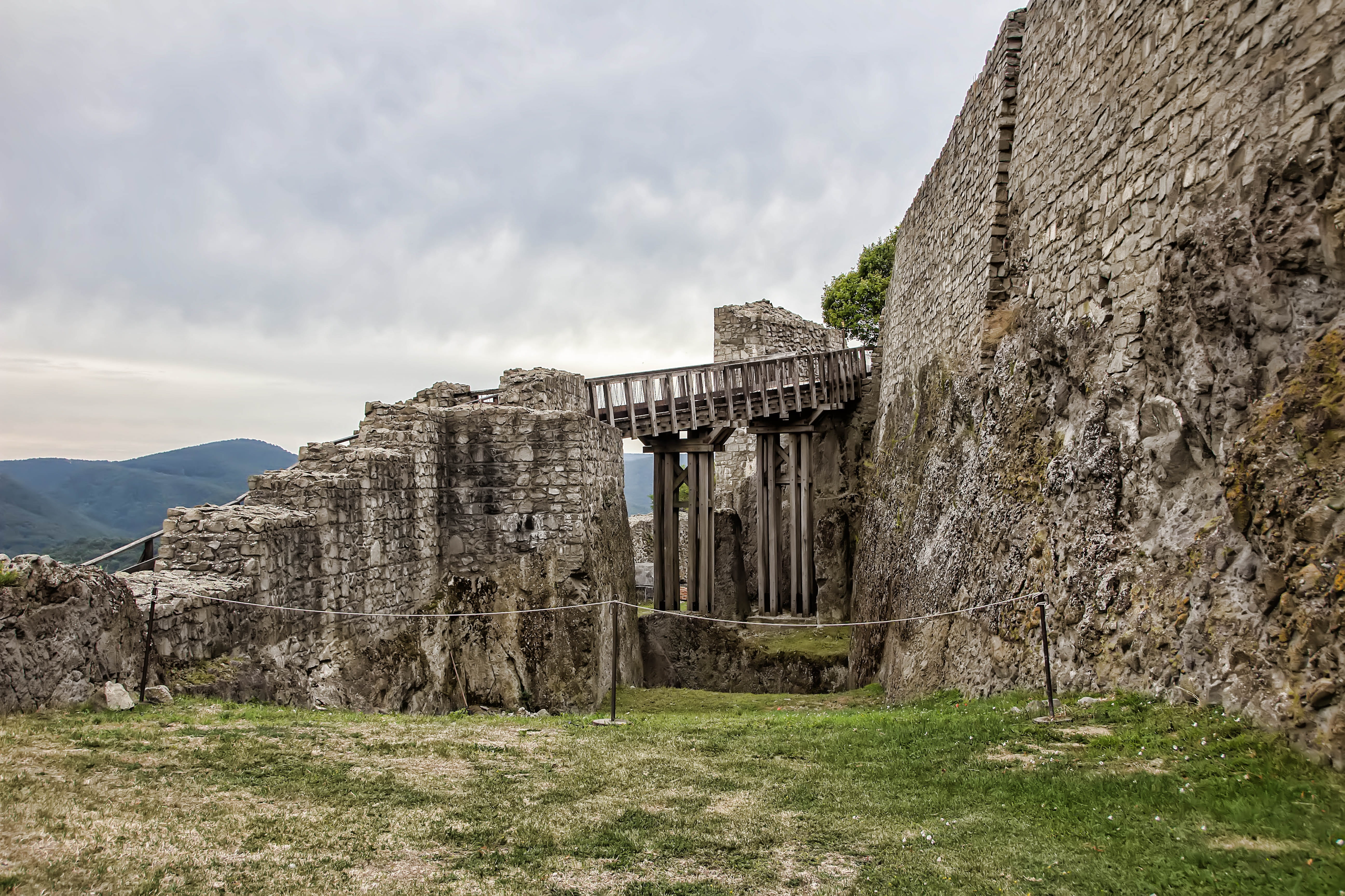 ancient, castle, sky, hungary, outdoors, solid, ruined, travel destinations, nature, vysehrad, old ruin, wall, architecture, old, archaeology, 5K, ancient civilization, HD Wallpaper