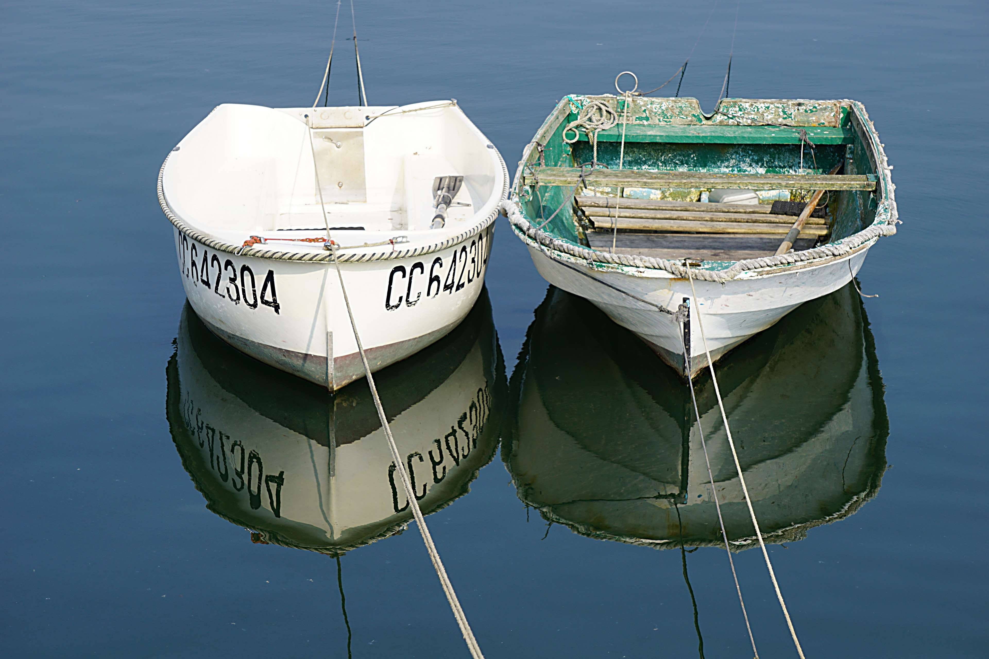 transportation, fishing boat, eau, barques, anchored, bateaux de pcheurs, sea, rope, water, travel, moored, bateaux en bois, sky, fishing industry, bateaux, HD Wallpaper