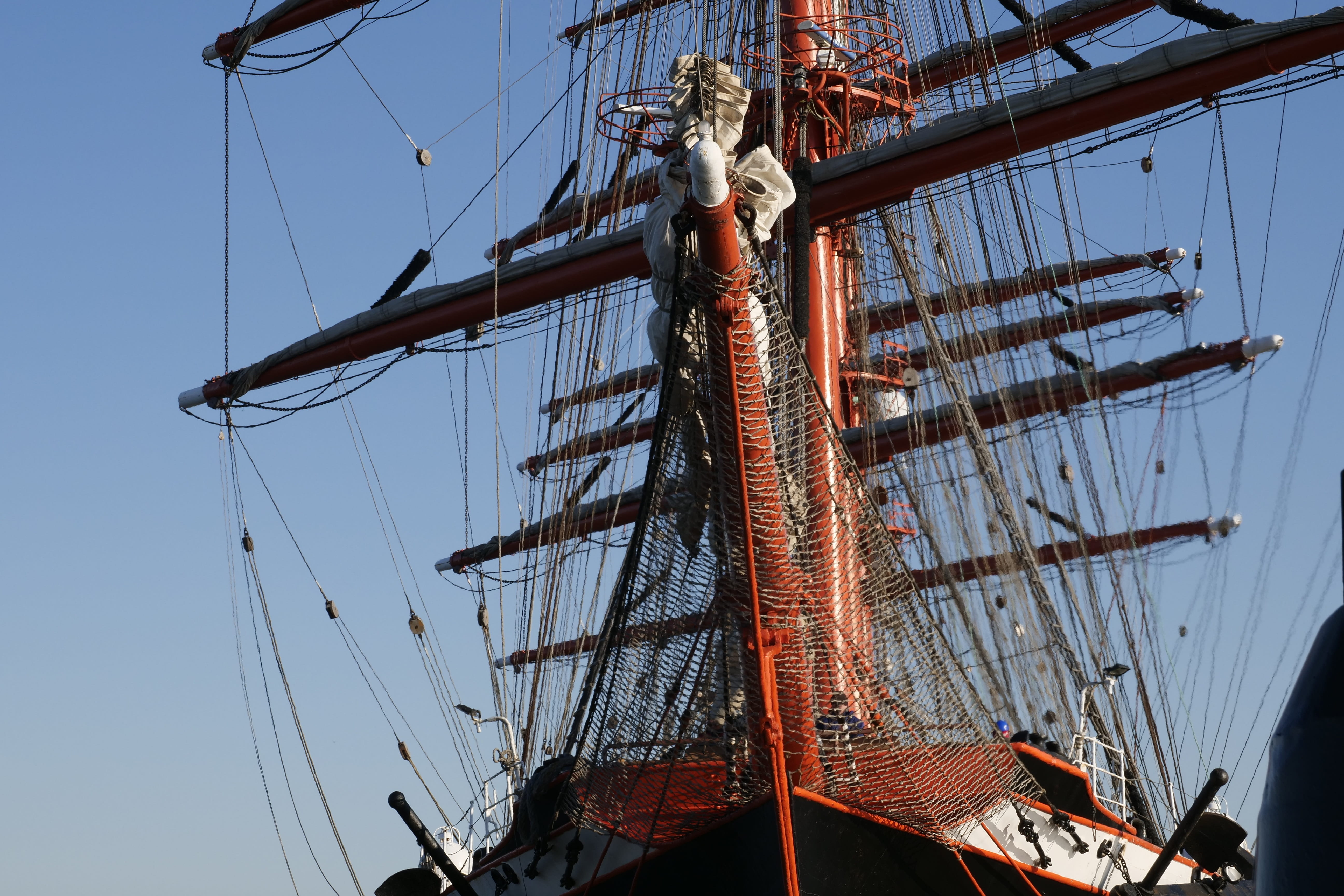 sea, pole, masts, mast, day, sky, no people, ship, transportation, sail, the four-masted barque, mode of transportation, rope, outdoors, nautical vessel, HD Wallpaper