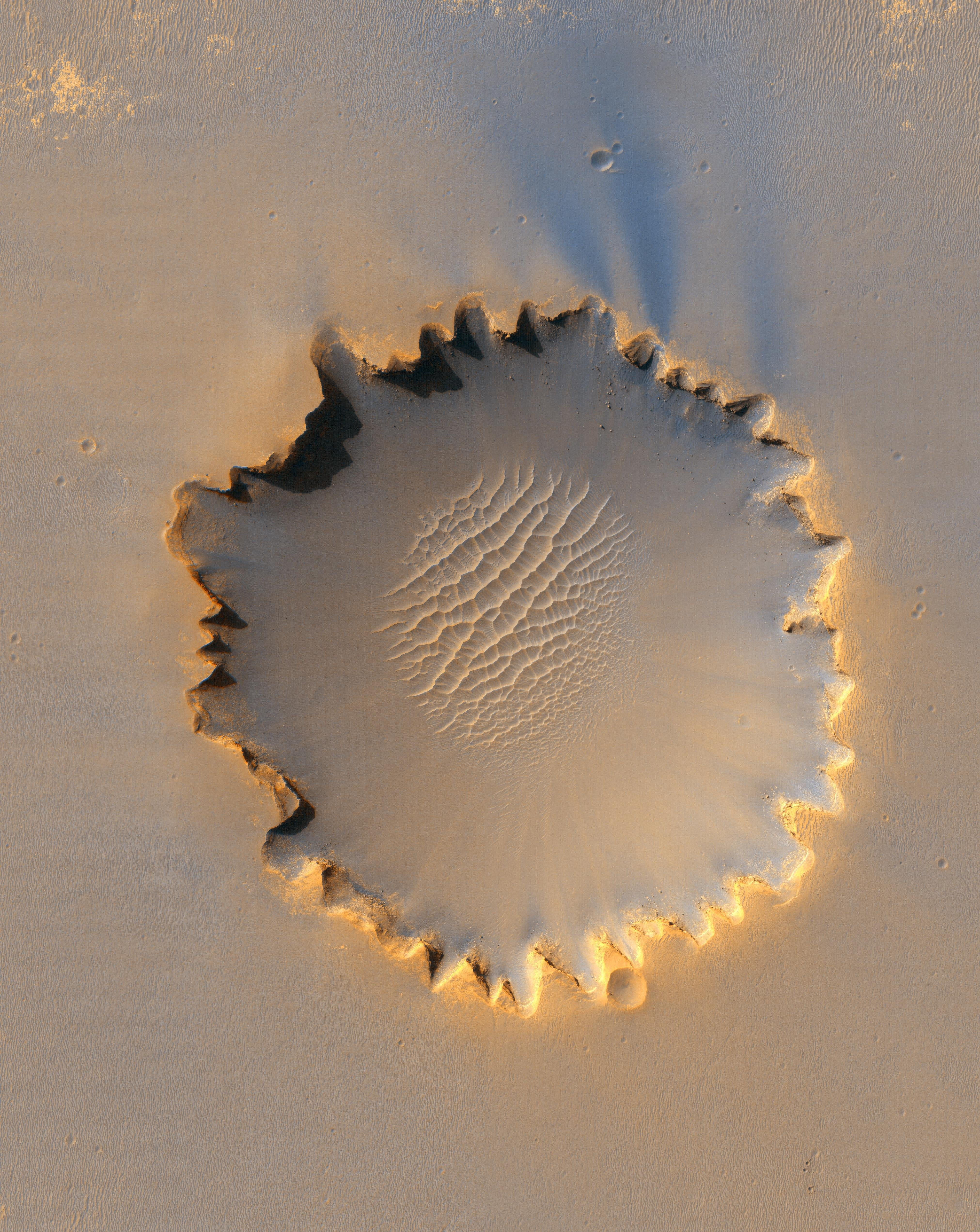 beach, crater, hole, animal wildlife, victoria crater, land, deepening, animals in the wild, no people, beige, wall, impact, close-up, solar system, pattern, Phone HD Wallpaper