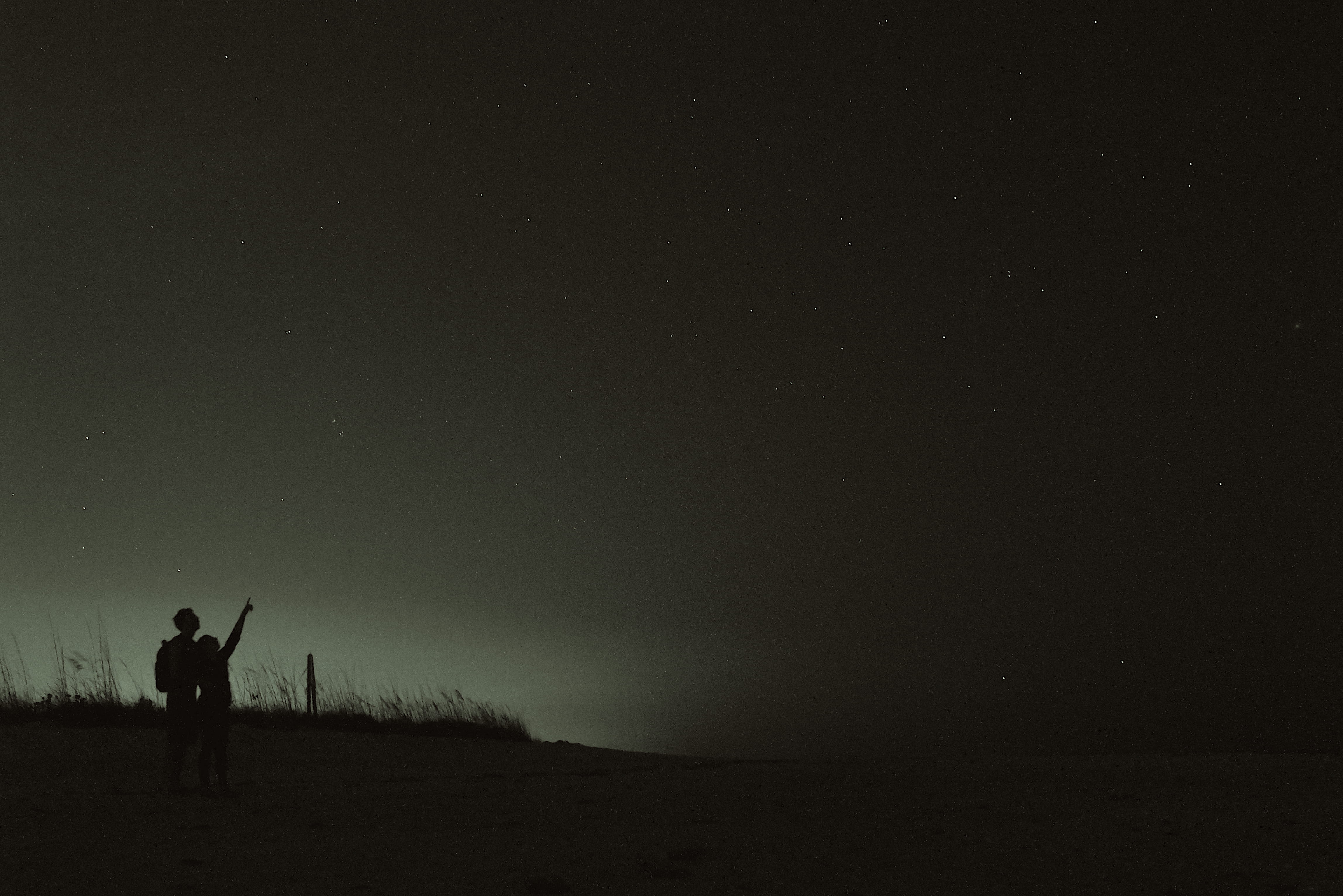 star - space, one person, copy space, one man only, men, Key, looking, human arm, land, night, star, sunset, people, unrecognizable person, leisure activity, HD Wallpaper