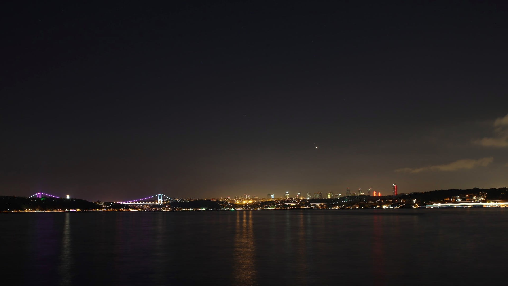copy space, lights, no people, light, city, colored, building, water, necklace, cityscape, waterfront, nature, sky, building exterior, reflection, outdoors, HD Wallpaper