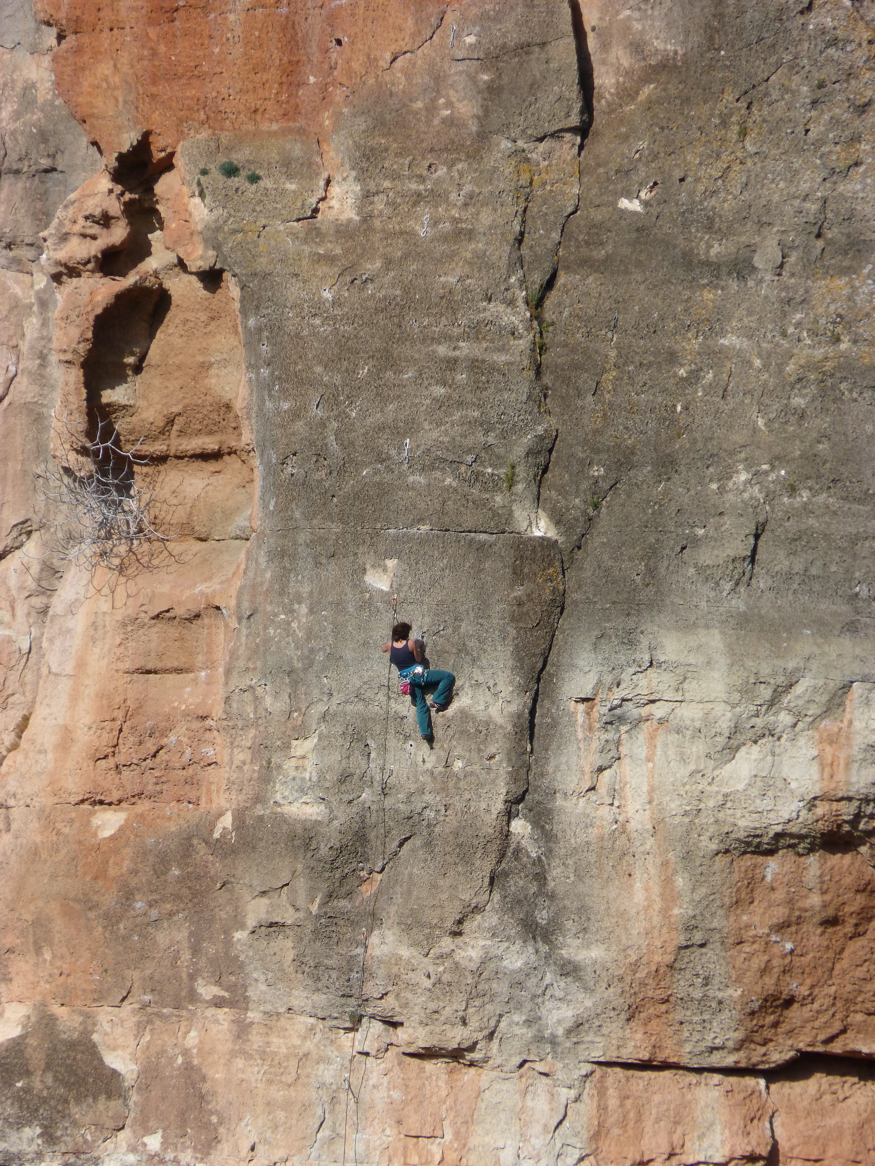 strength, rock climbing, activity, sport, 4K, rock, rock - object, effort, people, leisure activity, challenge, outdoors, adventure, extreme sports, rock formation, Phone HD Wallpaper
