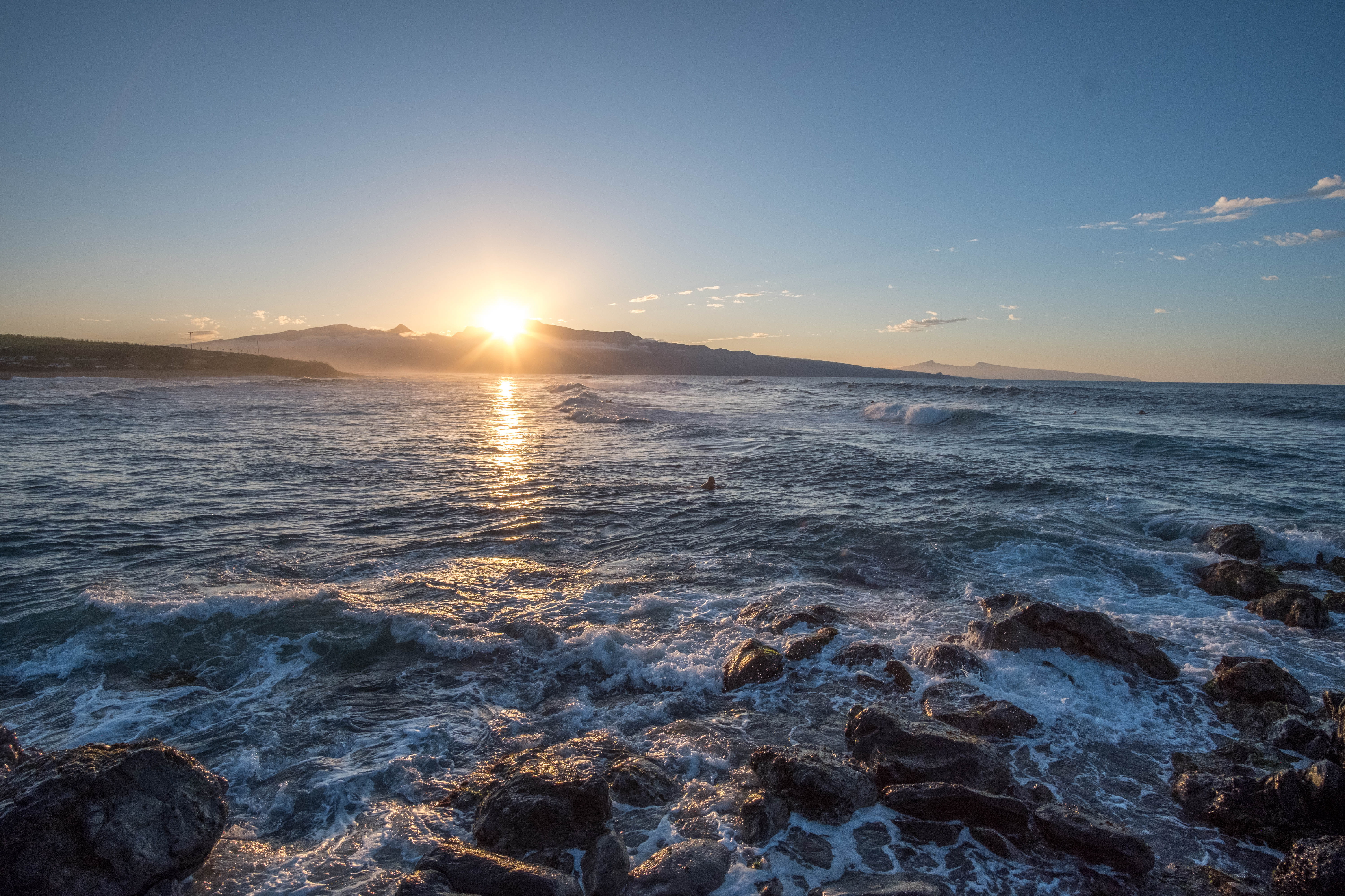 lens flare, outdoors, sky, michael liao, idyllic, beauty in nature, volcano, horizon, aquatic sport, horizon over water, beach, tranquil scene, tranquility, HD Wallpaper